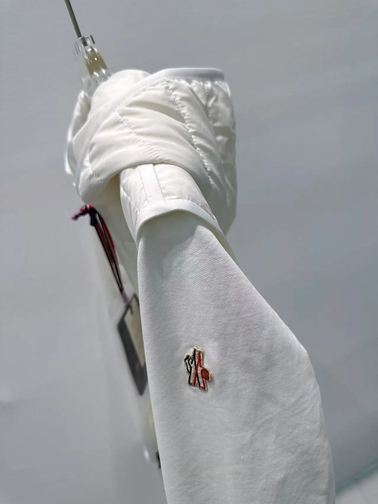 Куртки И Пуховики Женские Moncler 17380476