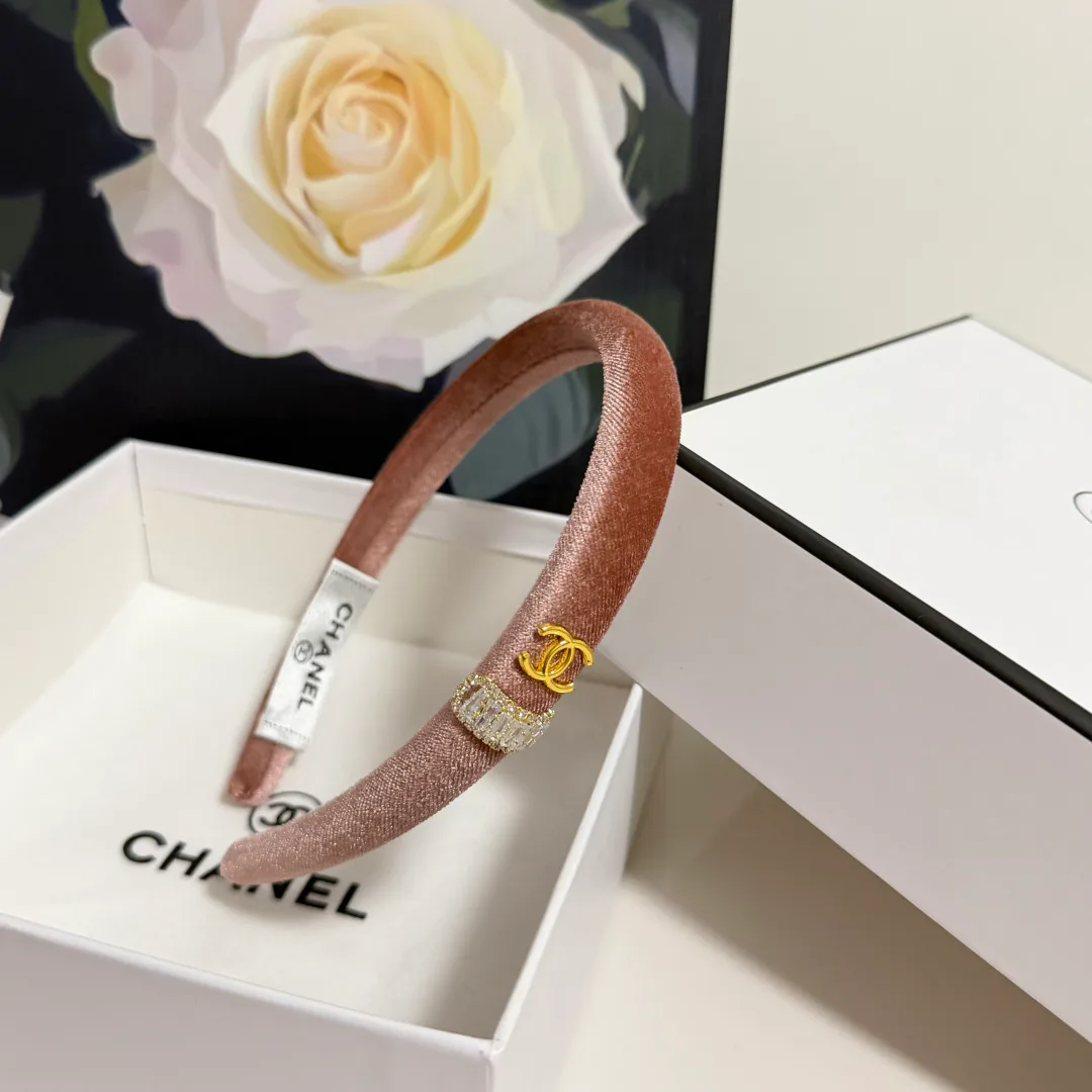Головные Уборы Chanel 13079153