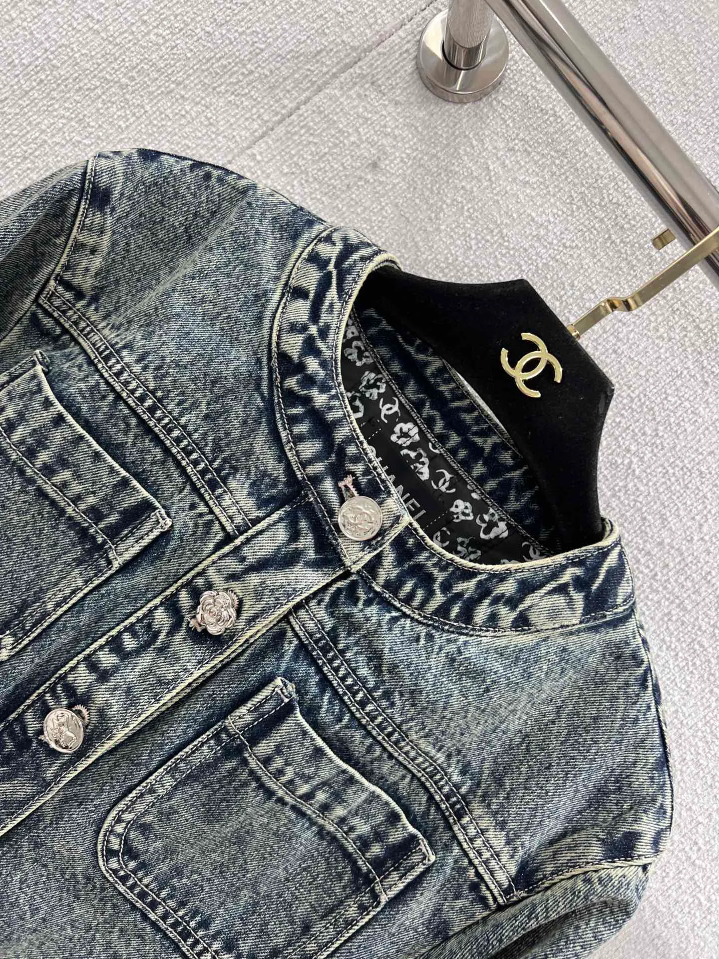 Жакеты Женские Chanel 12878973