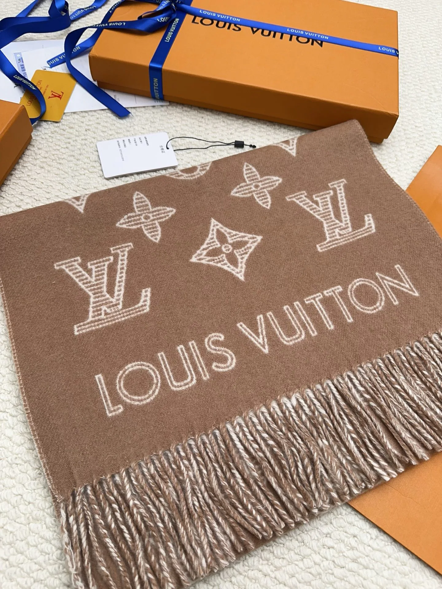 Шарфы Louis Vuitton 18275093