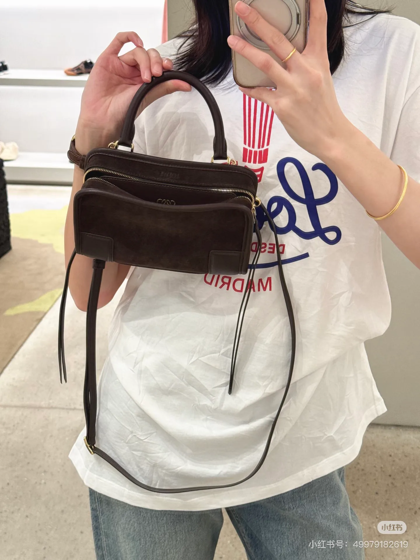 Классические Сумки Женские Loewe 11892158