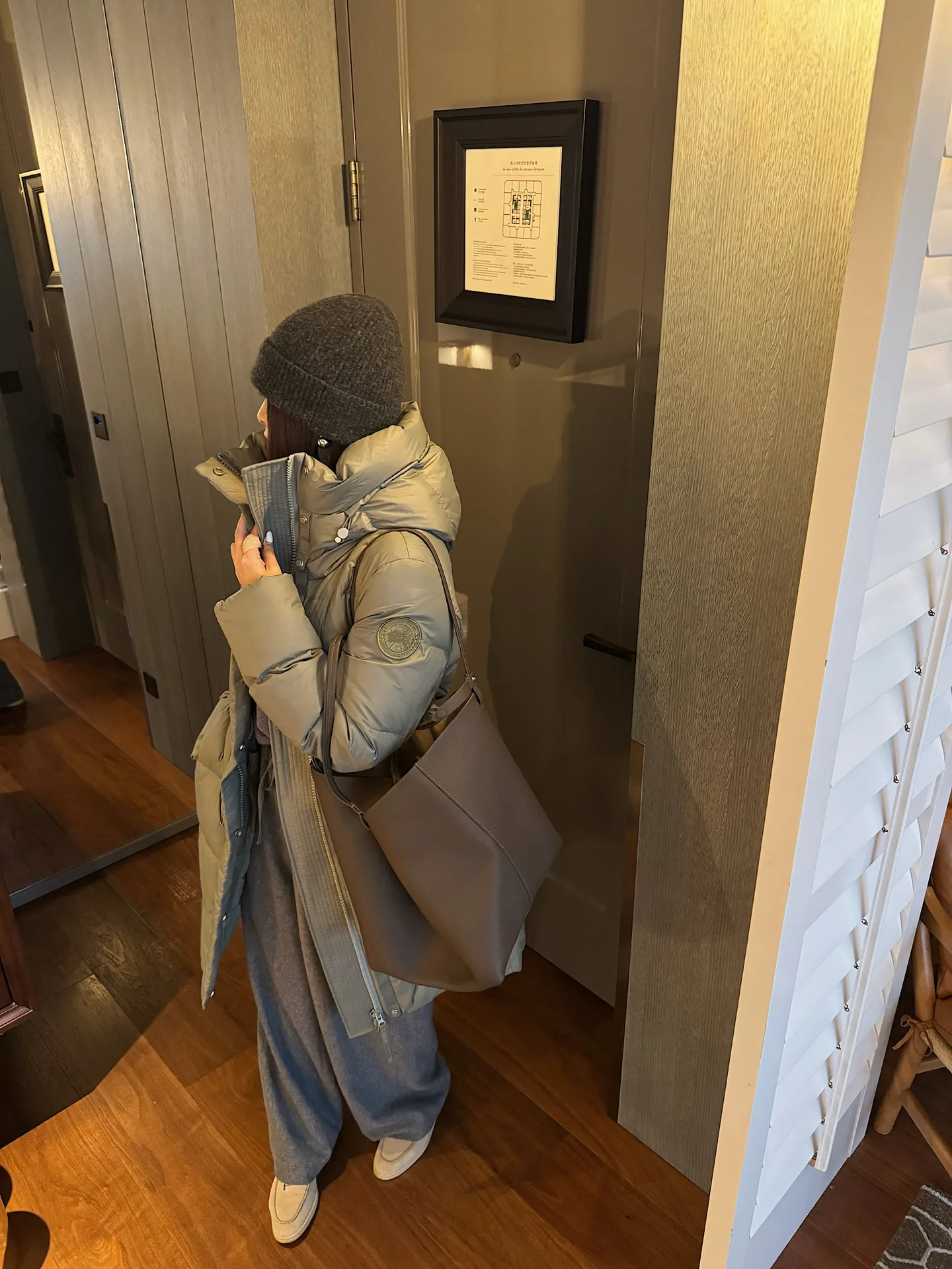 Куртки И Пуховики Женские Canada Goose 432452