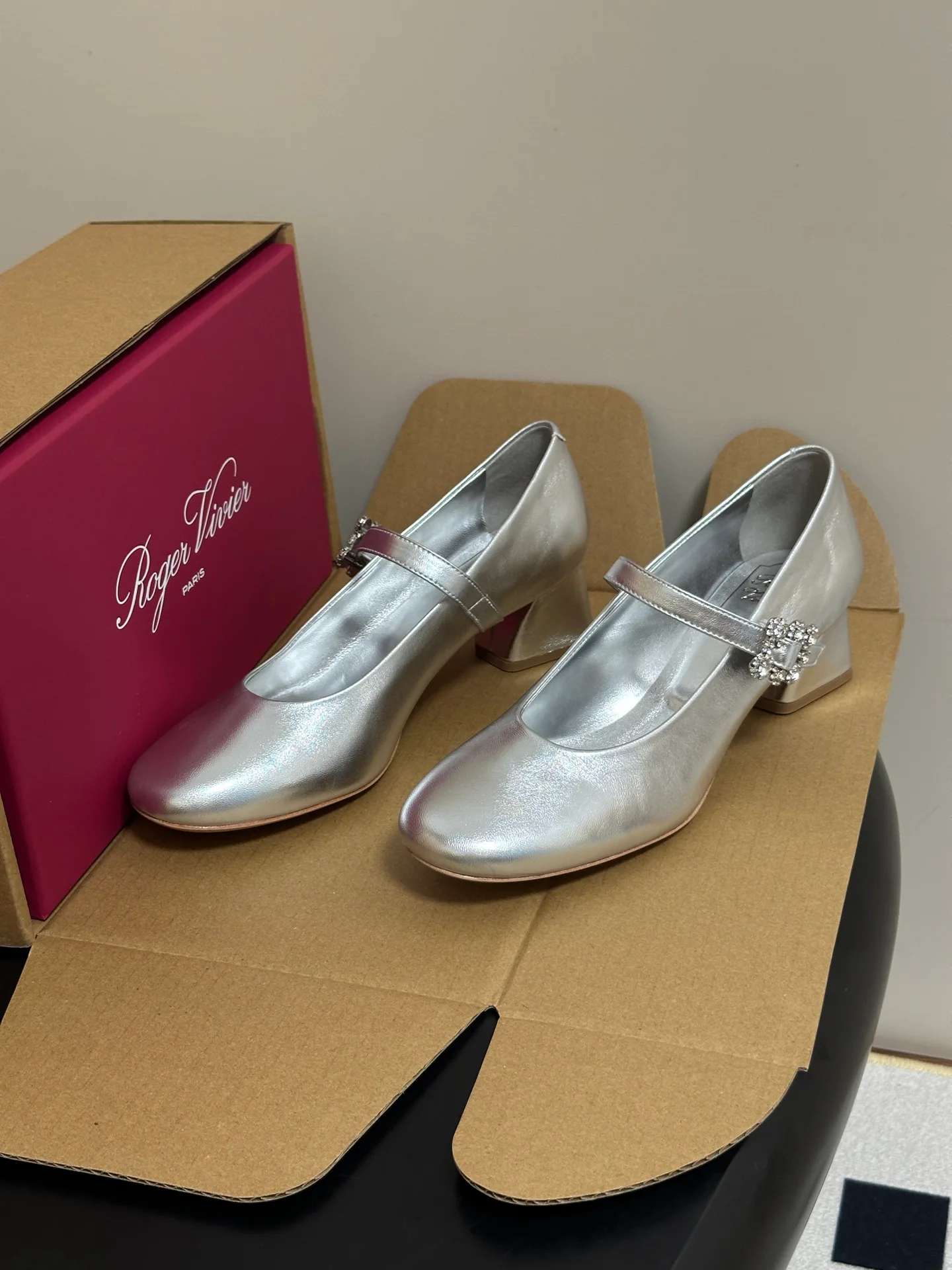 Туфли Женские Roger Vivier 18041486