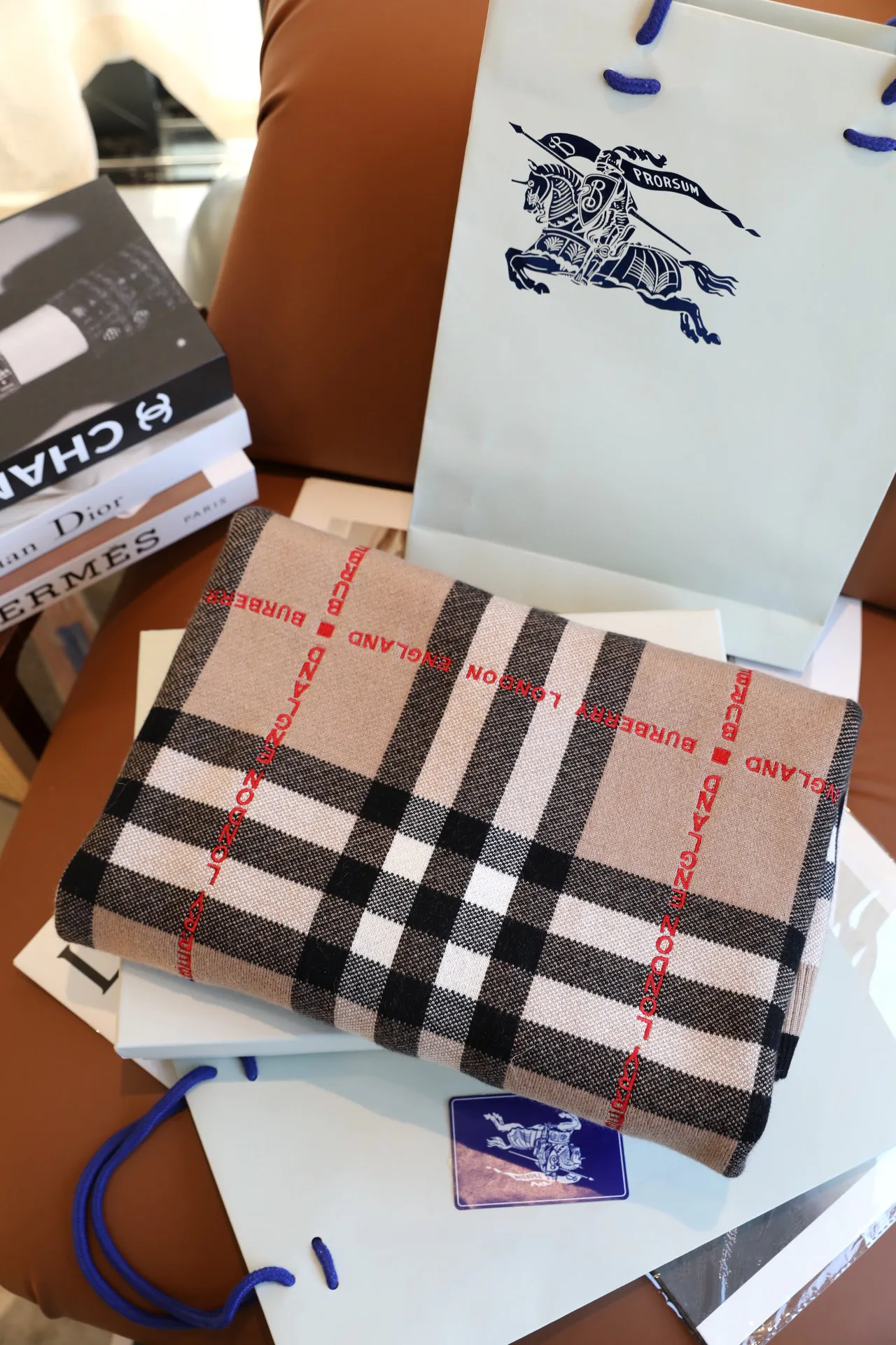 Шарфы Женские Burberry 108128