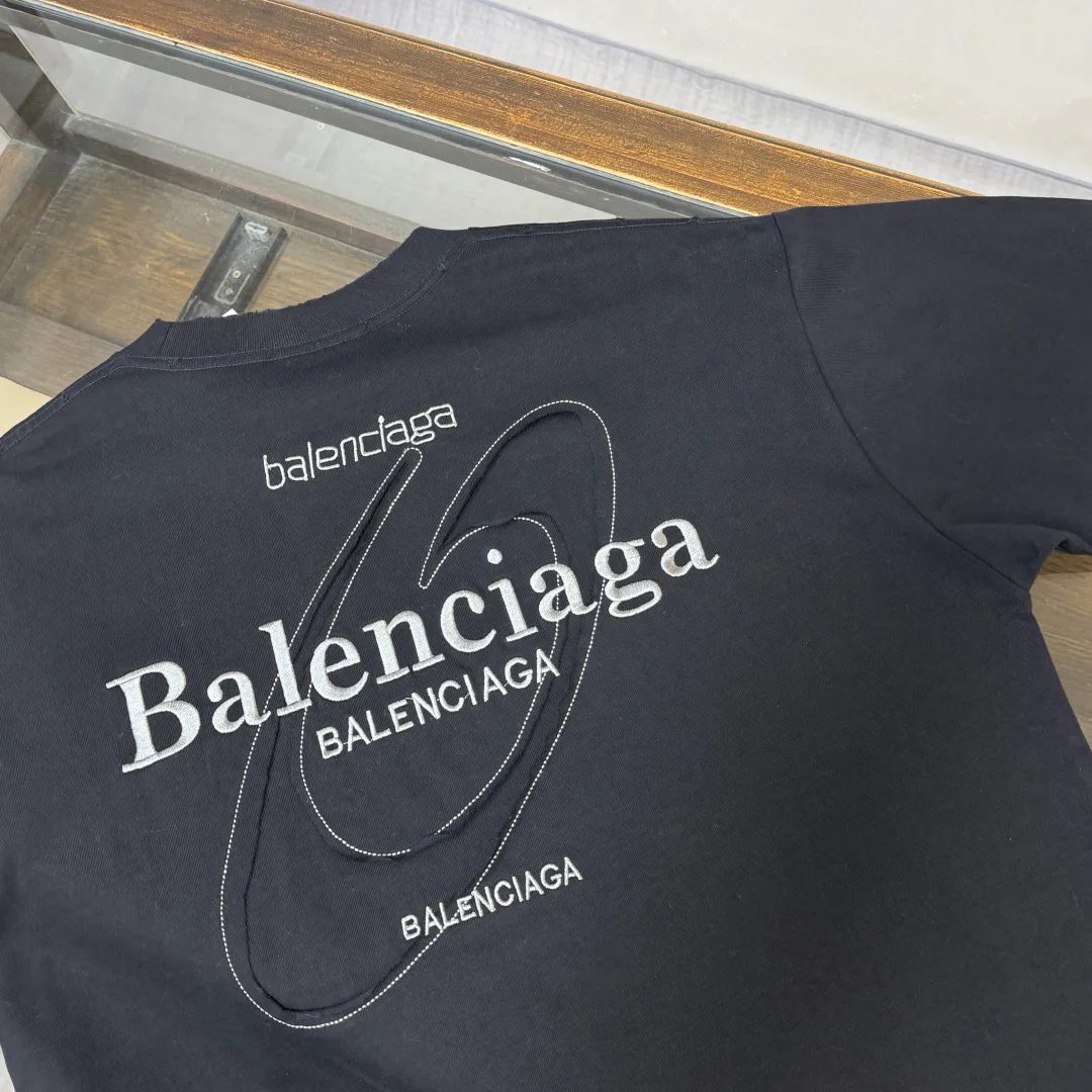 Футболки Женские Balenciaga 10785194