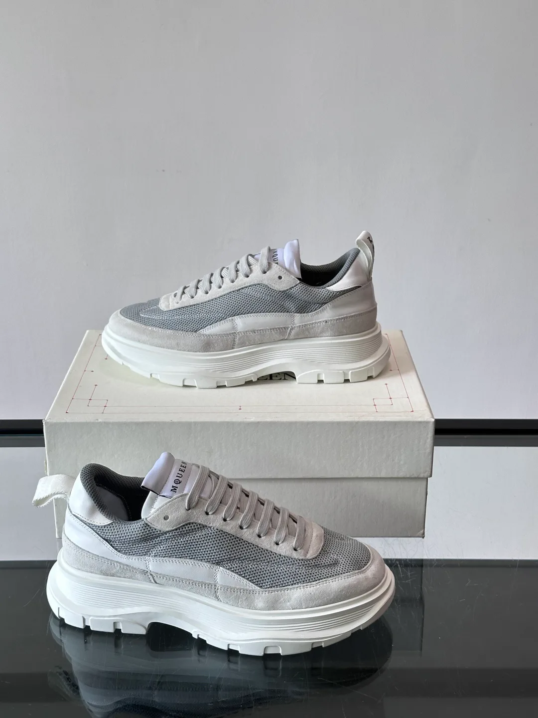 Кроссовки Женские Alexander Mcqueen 17328783