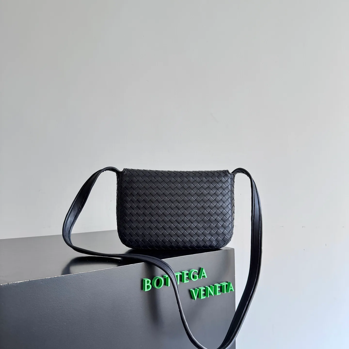 Классические Сумки Женские Bottega Veneta 18004864