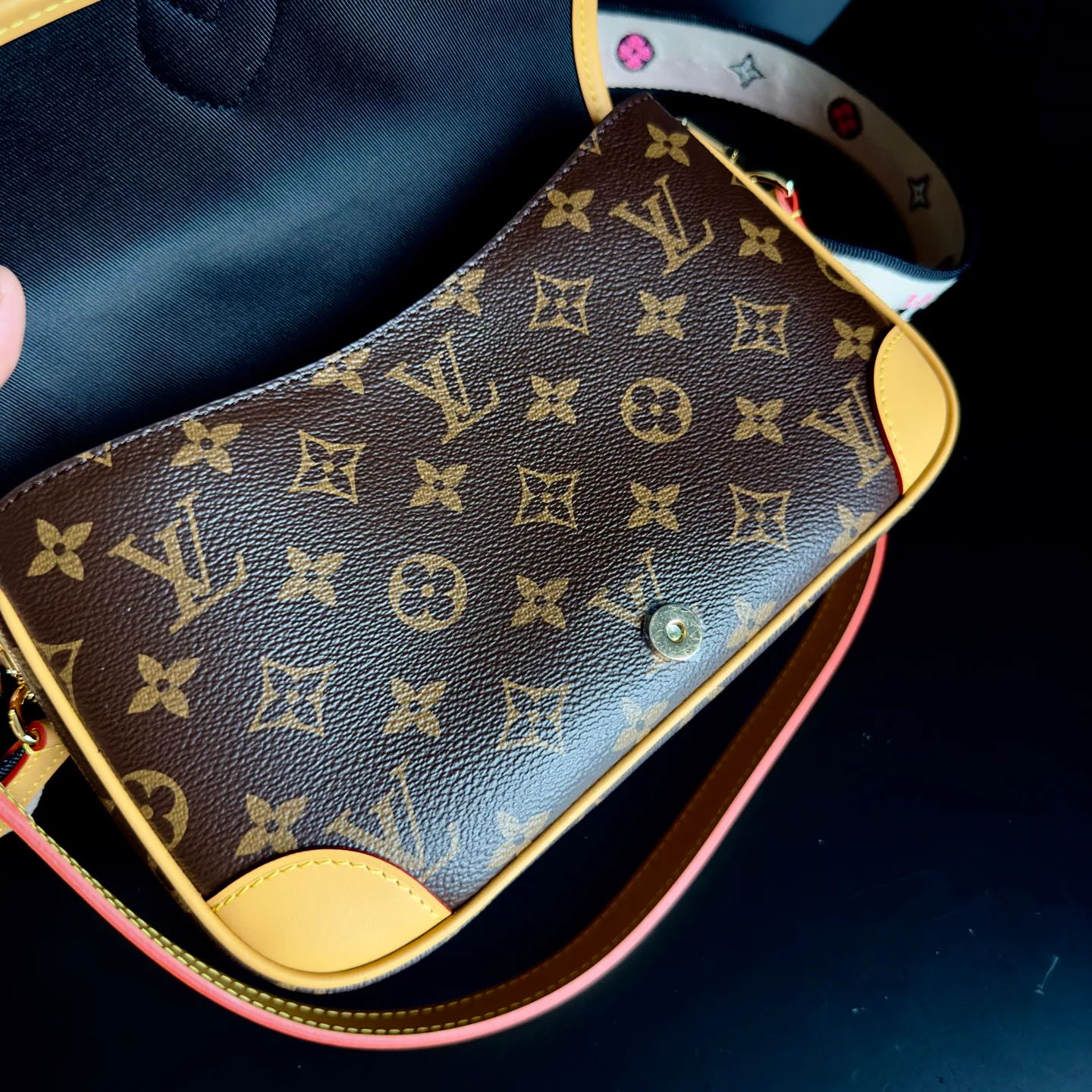Классические Сумки Женские Louis Vuitton 11669151