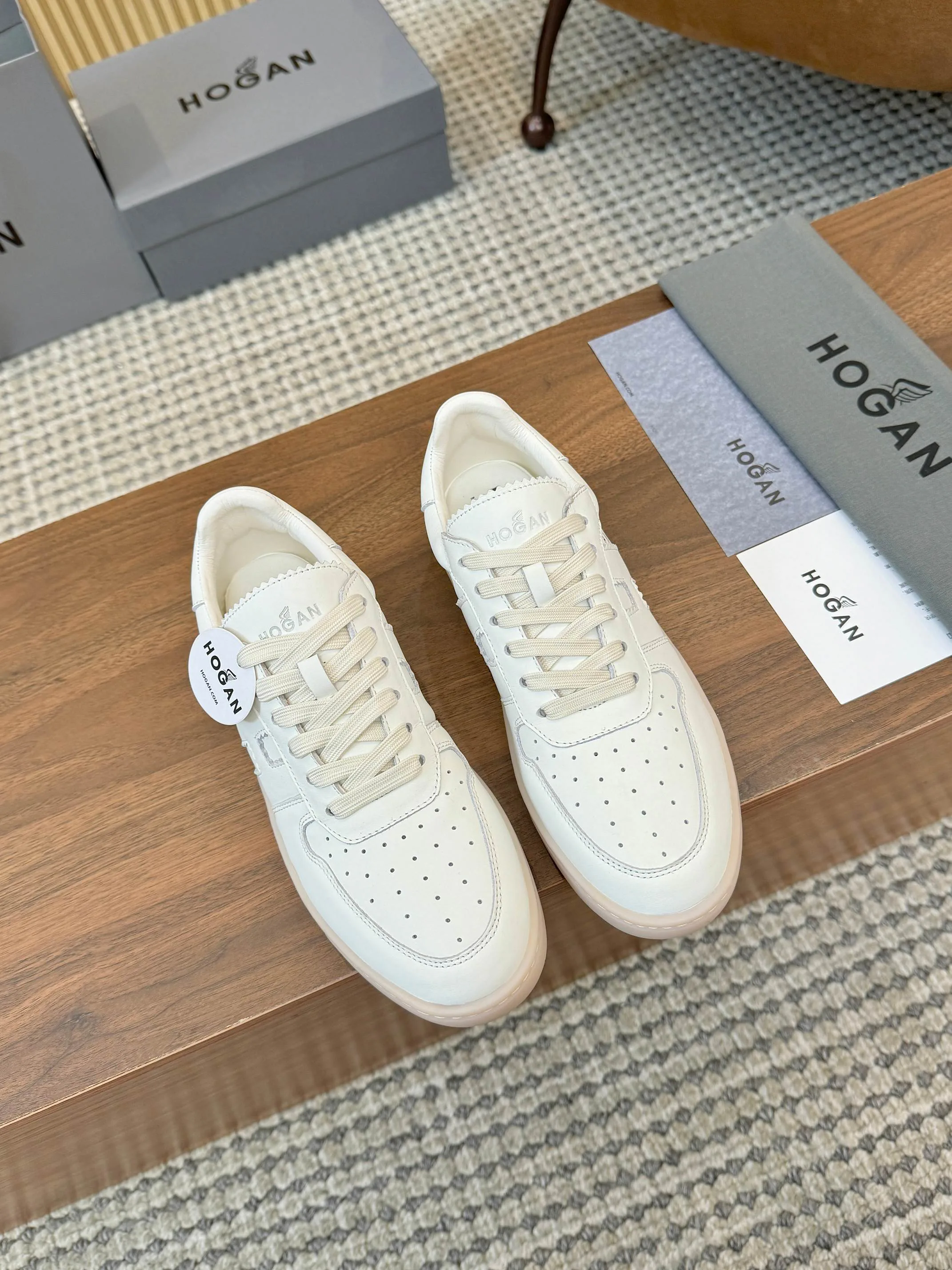 Кроссовки Женские Hogan 12783844