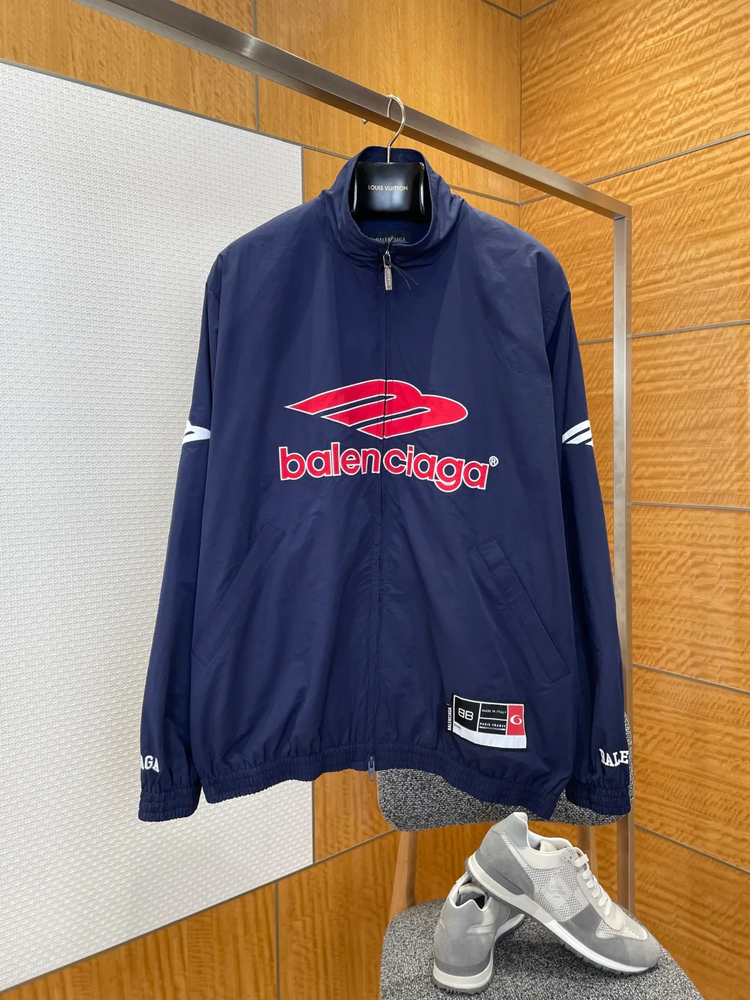 Куртки И Пуховики Мужские Balenciaga 11131847