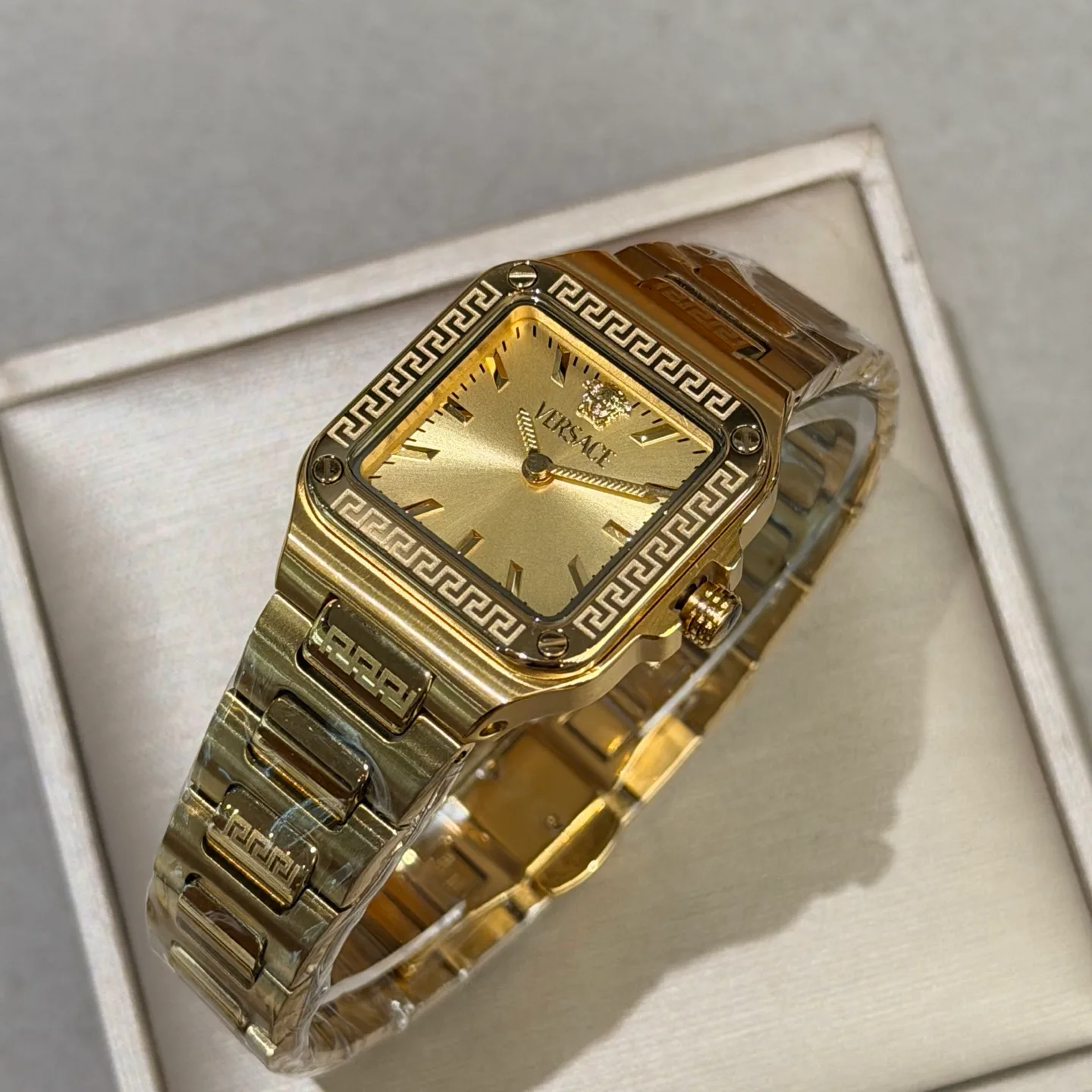 Часы Женские Versace 17813609