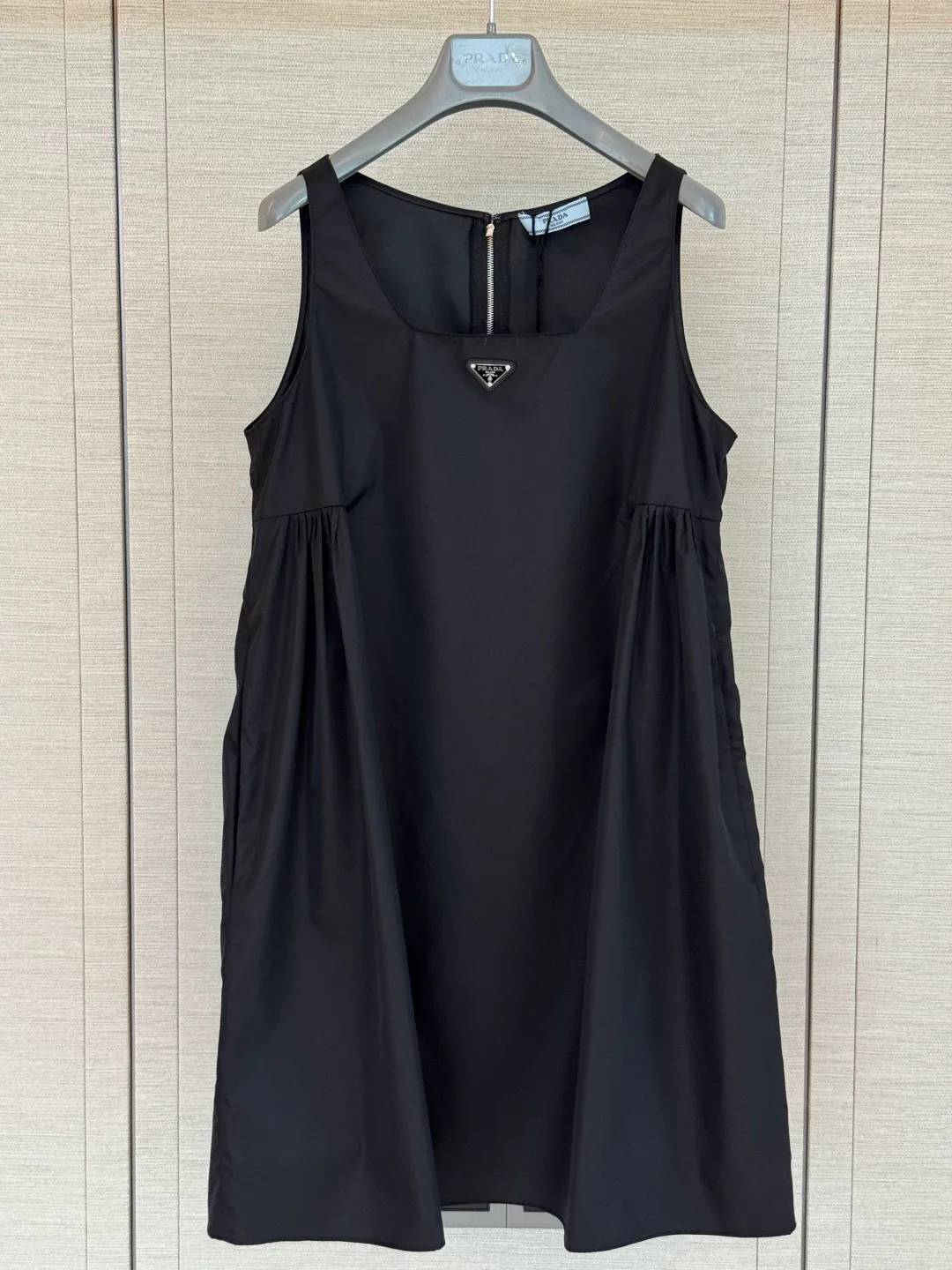 Платья Женские Prada 17289905