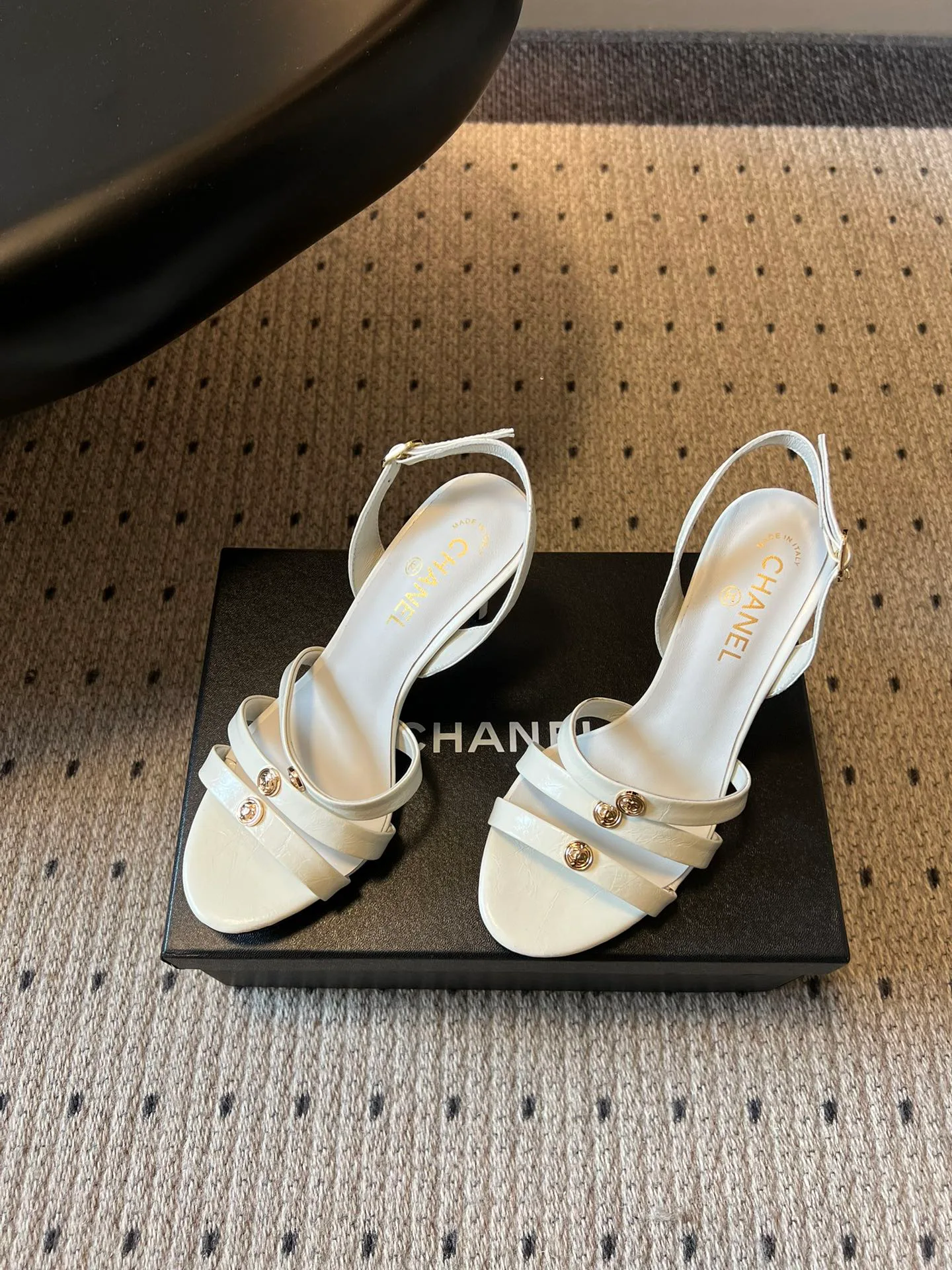 Босоножки Женские Chanel 11685415