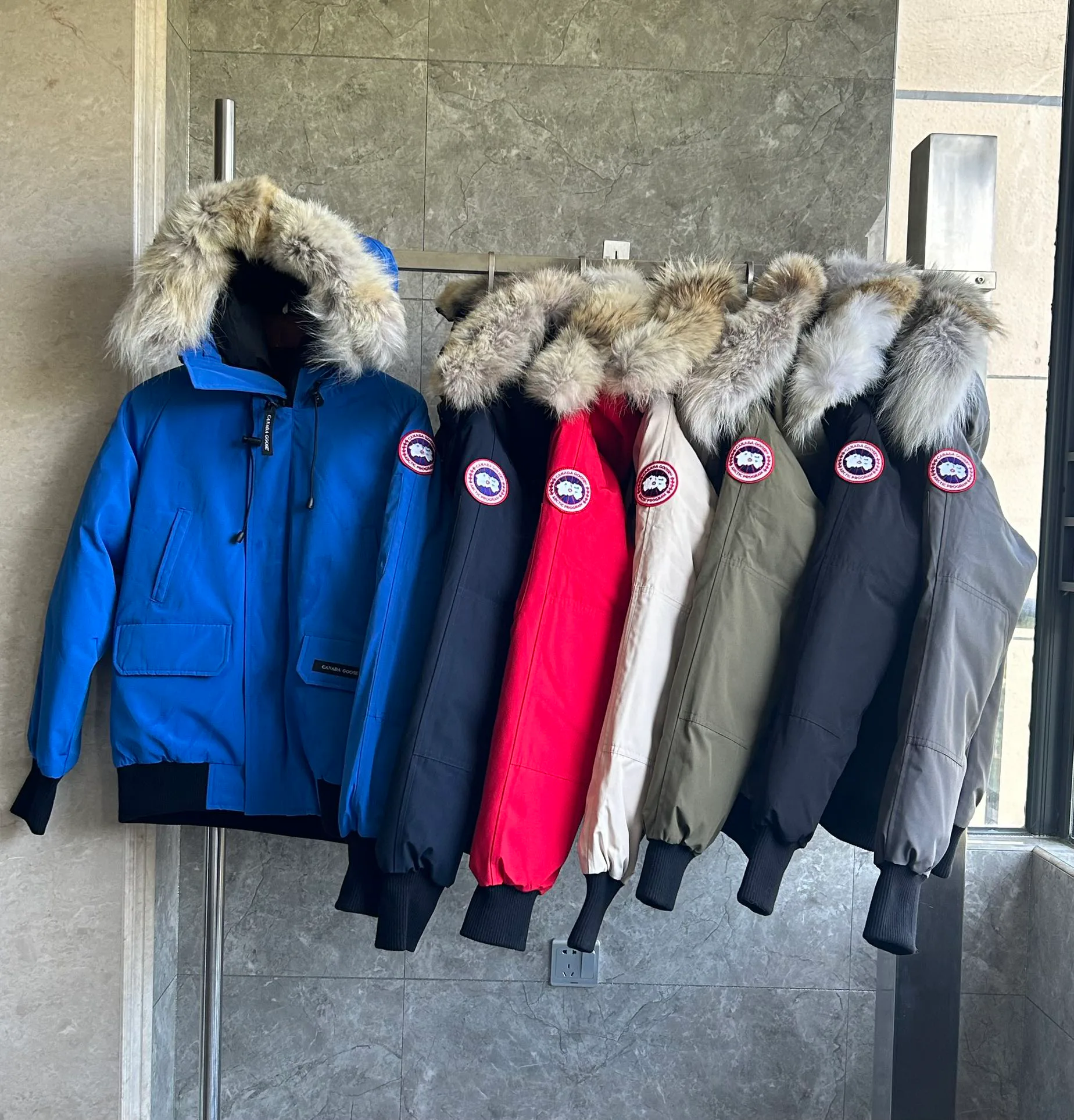 Куртки И Пуховики Мужские Canada Goose 1623816