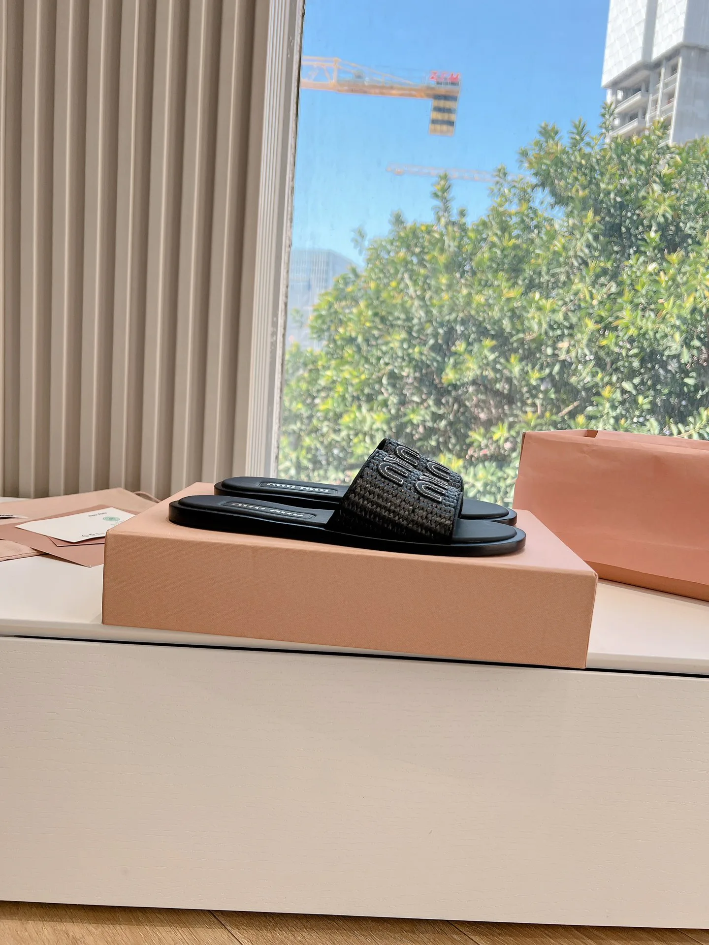 Шлепанцы Женские Miu Miu 12715029