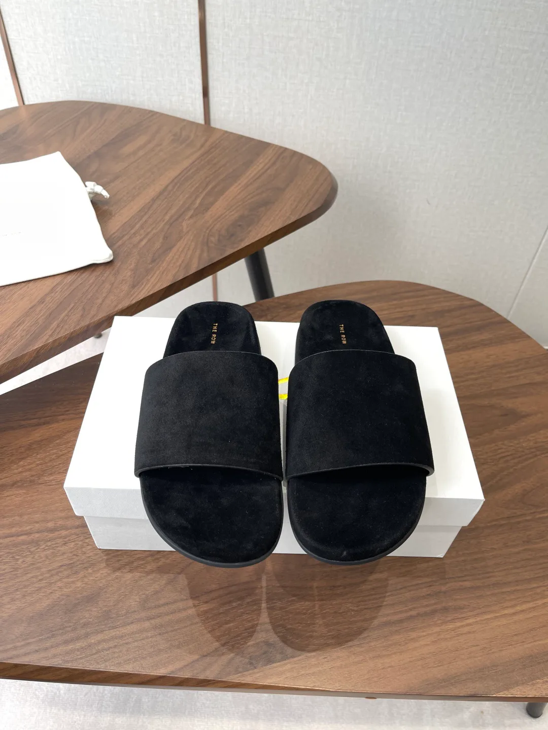 Шлепанцы Женские The Row 13075669