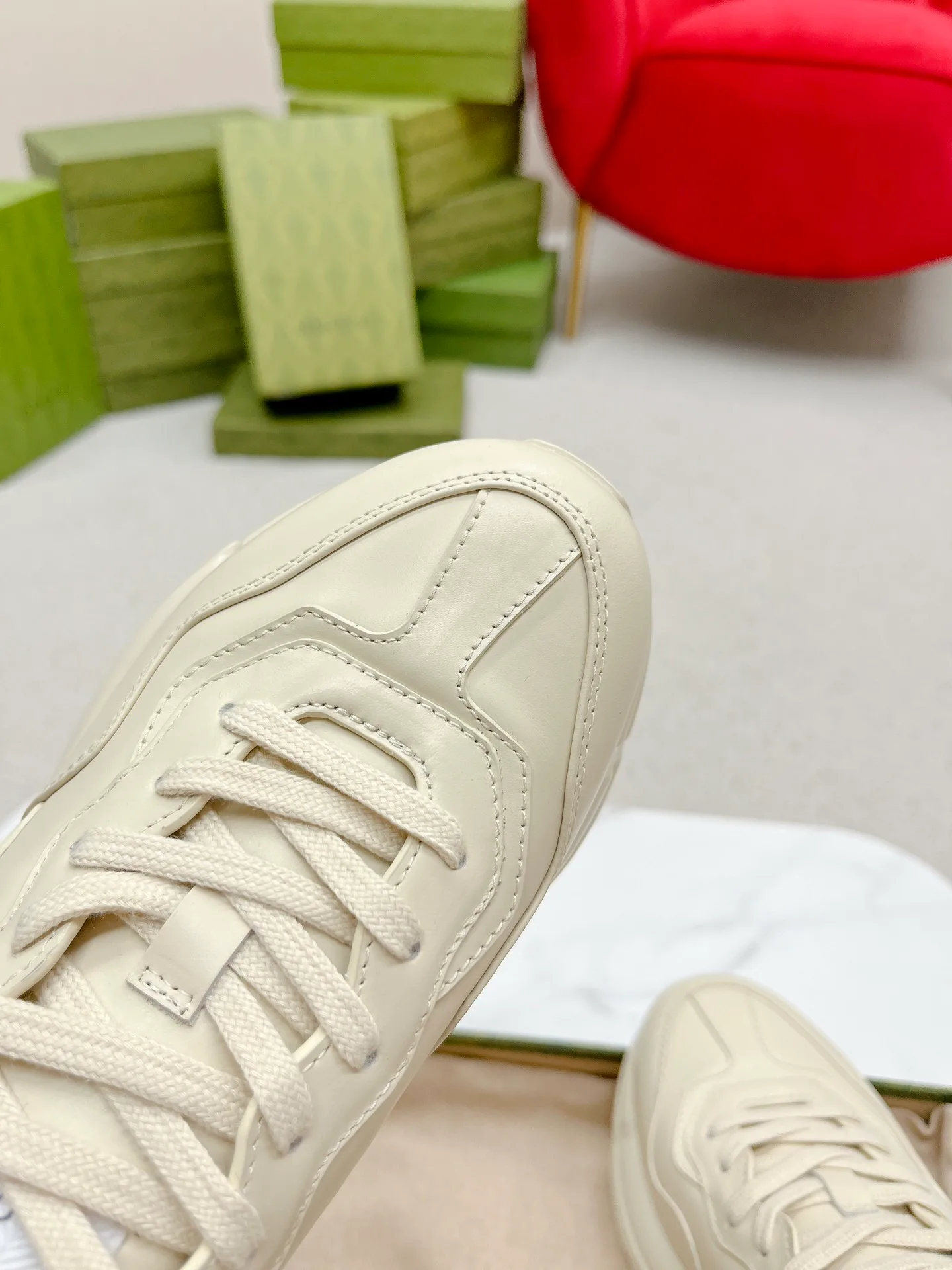 Кроссовки Женские Gucci 989690