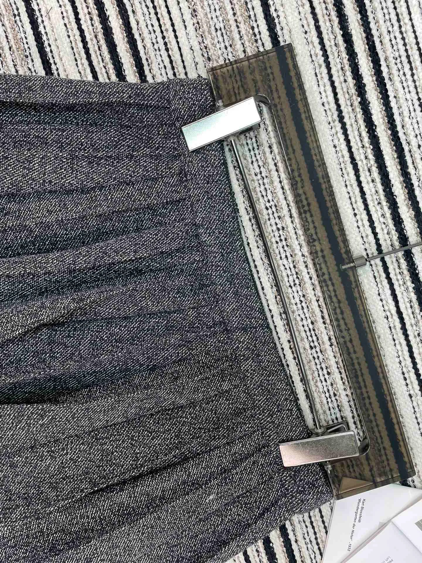 Юбки Женские Christian Dior 11484762