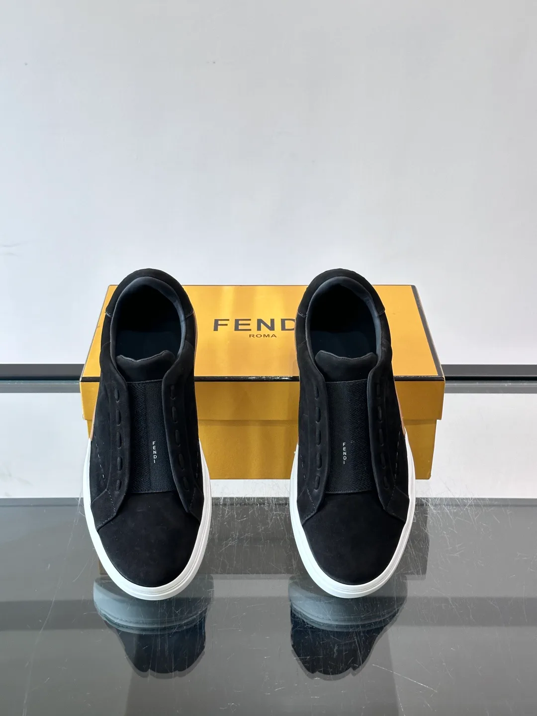 Кроссовки Мужские Fendi 17466859
