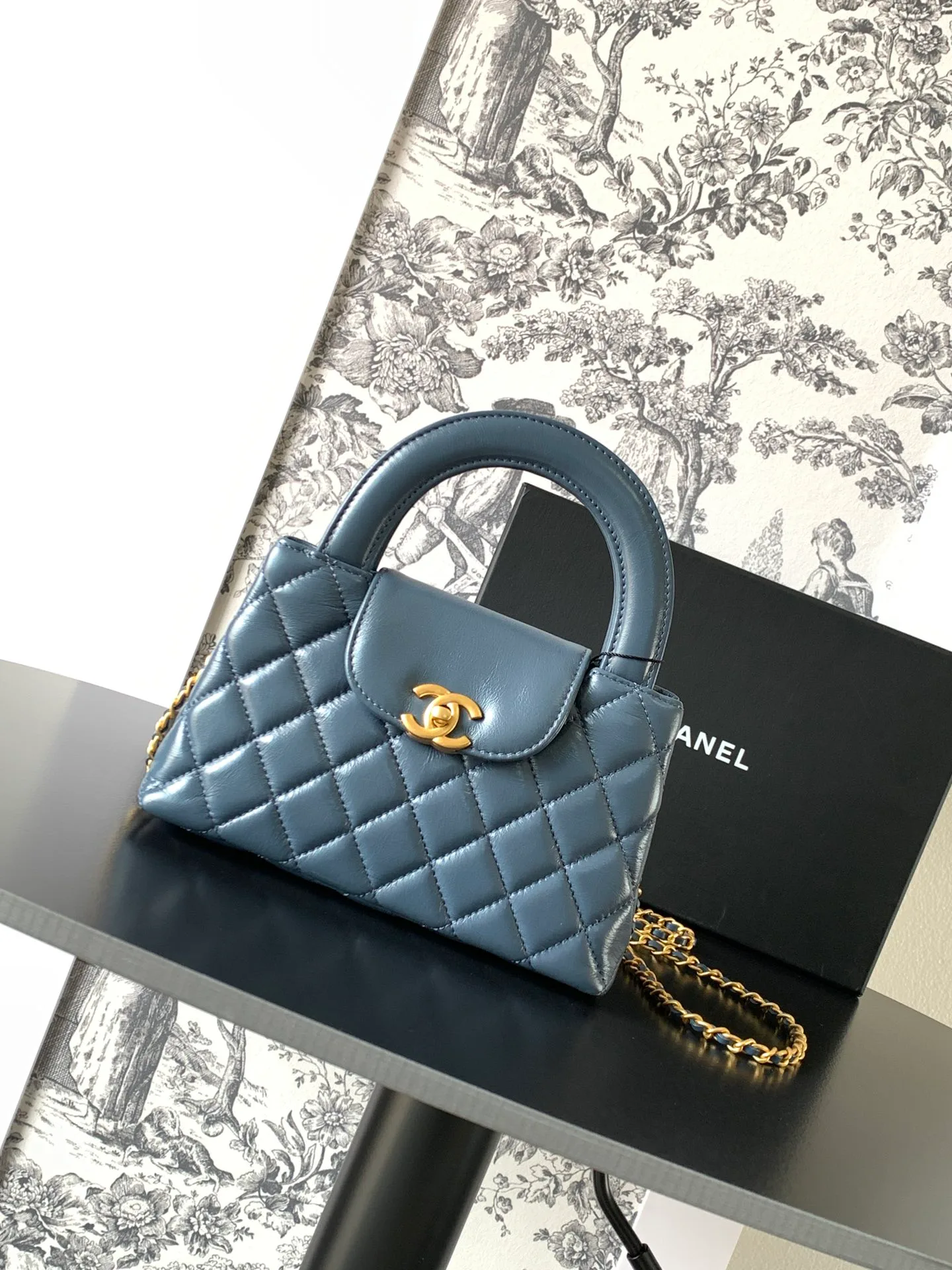 Классические Сумки Женские Chanel 17498578