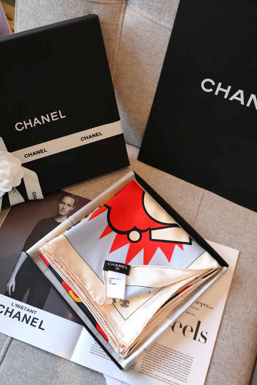 Платки Chanel 18093524