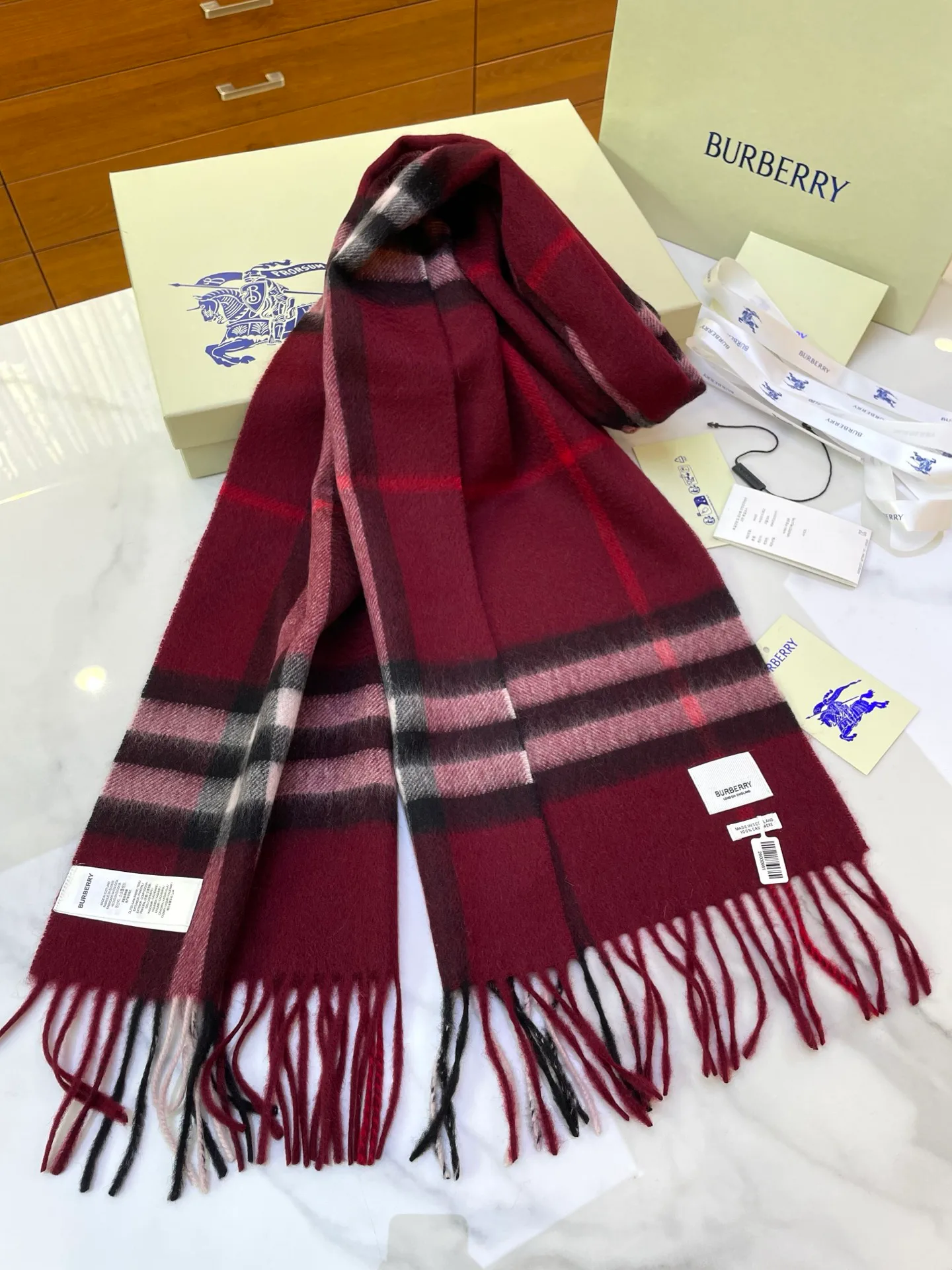 Шарфы Burberry 76801