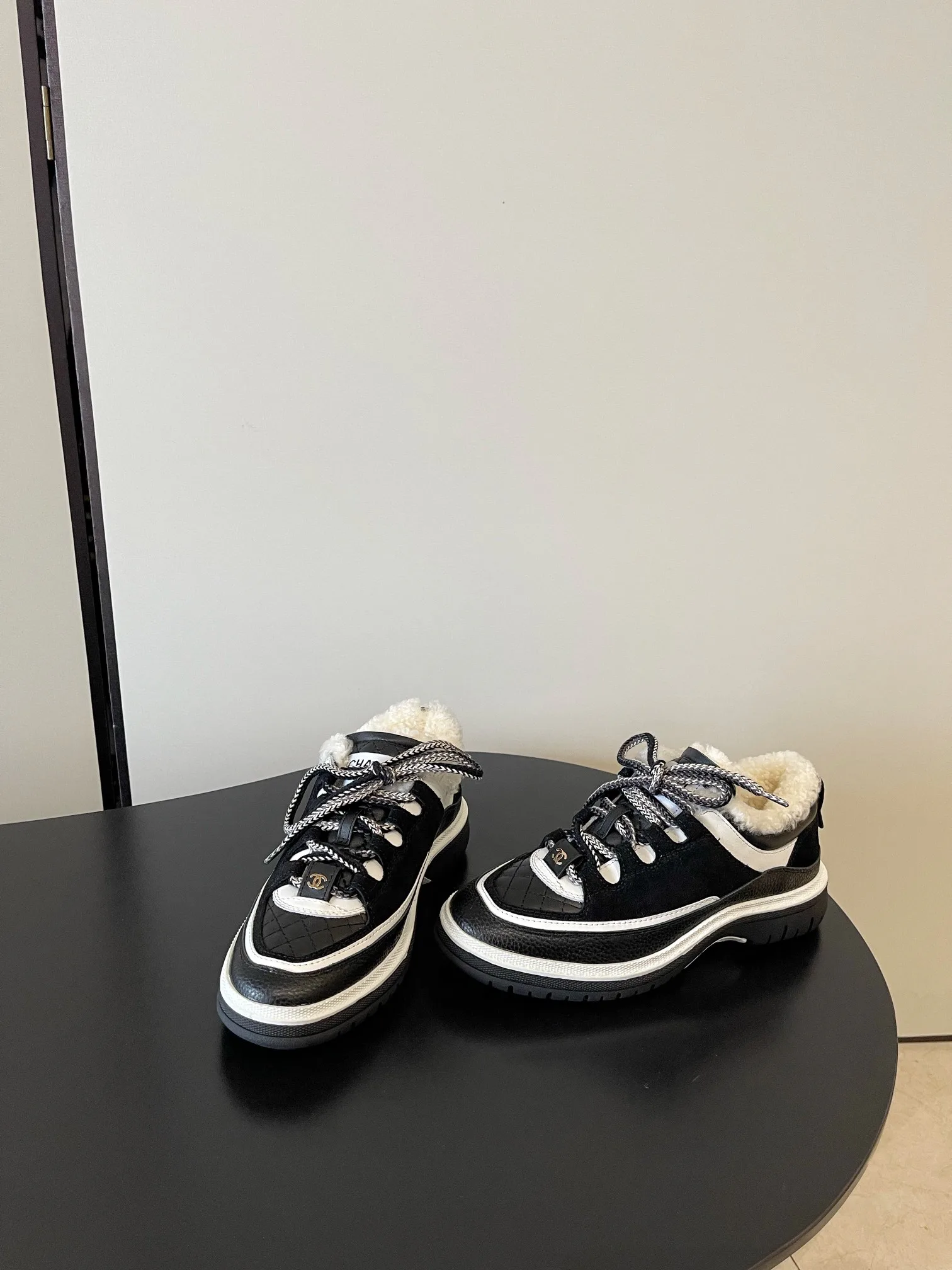 Кроссовки Женские Chanel 392231