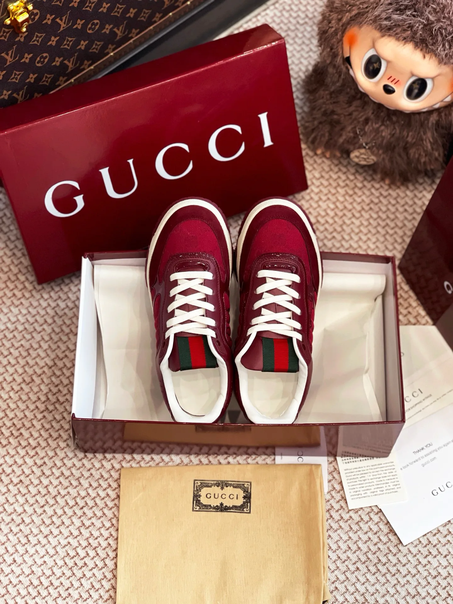 Кроссовки Женские Gucci 10477217