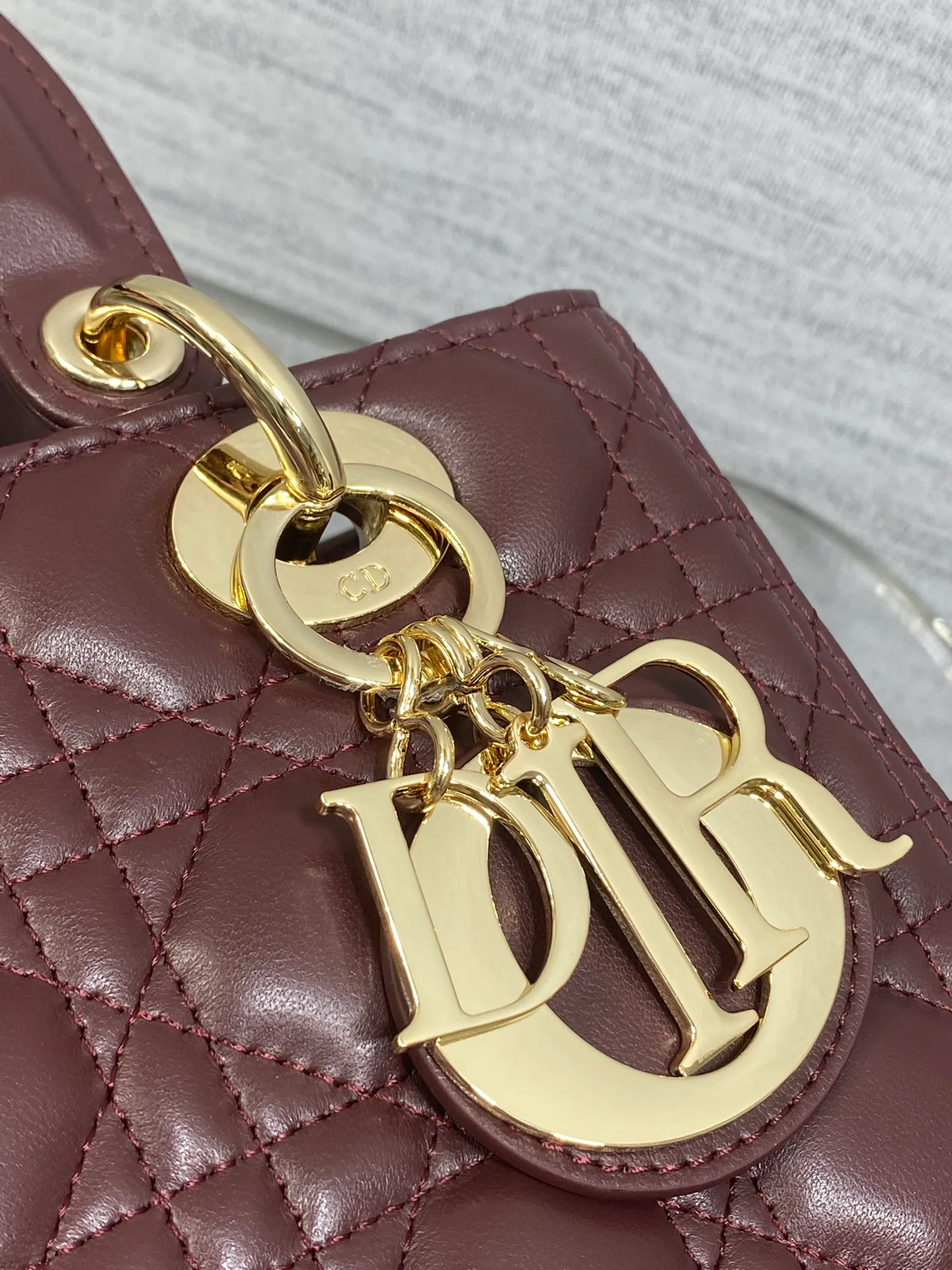 Классические Сумки Женские Christian Dior 10026526