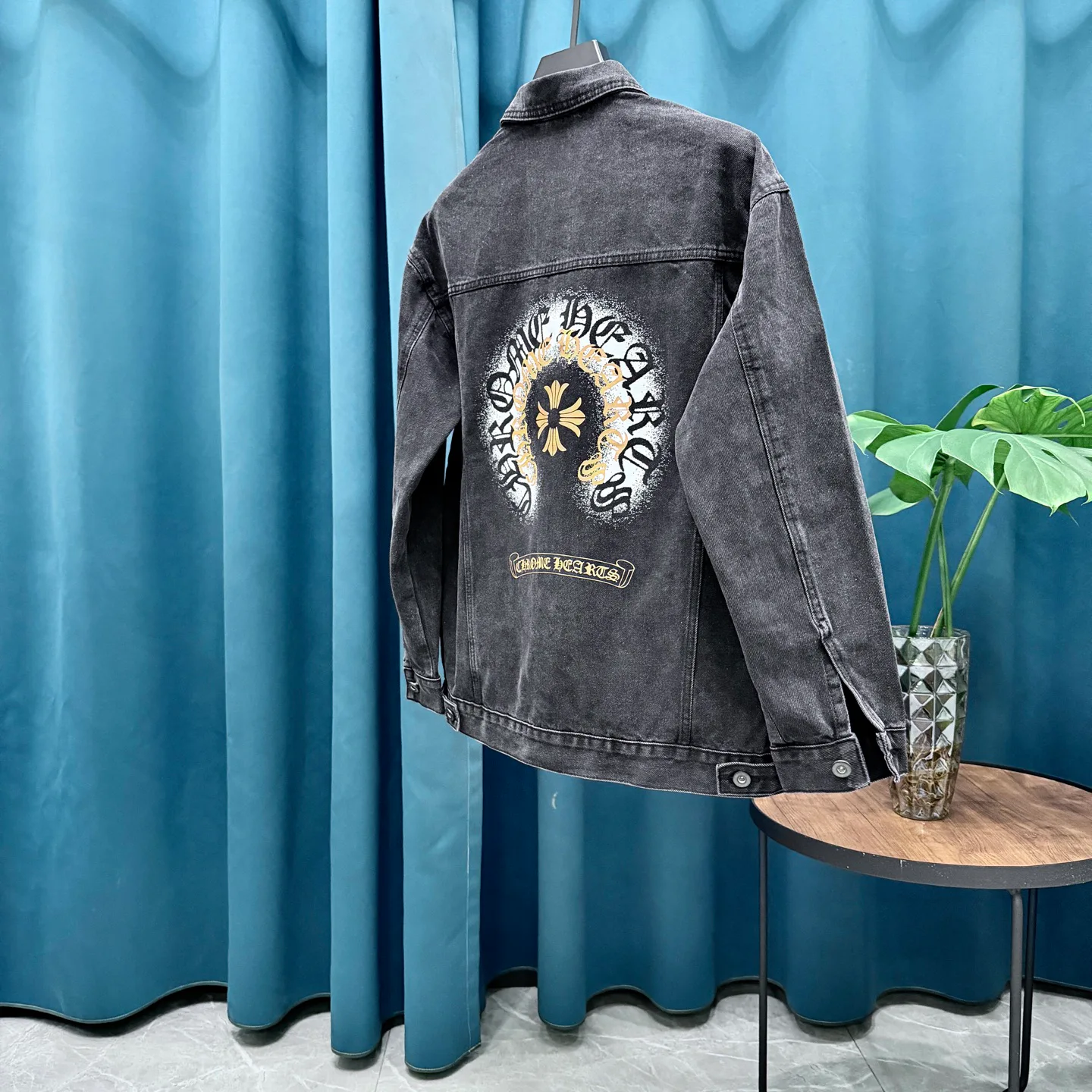 Куртки И Пуховики Женские Chrome Hearts 18597100