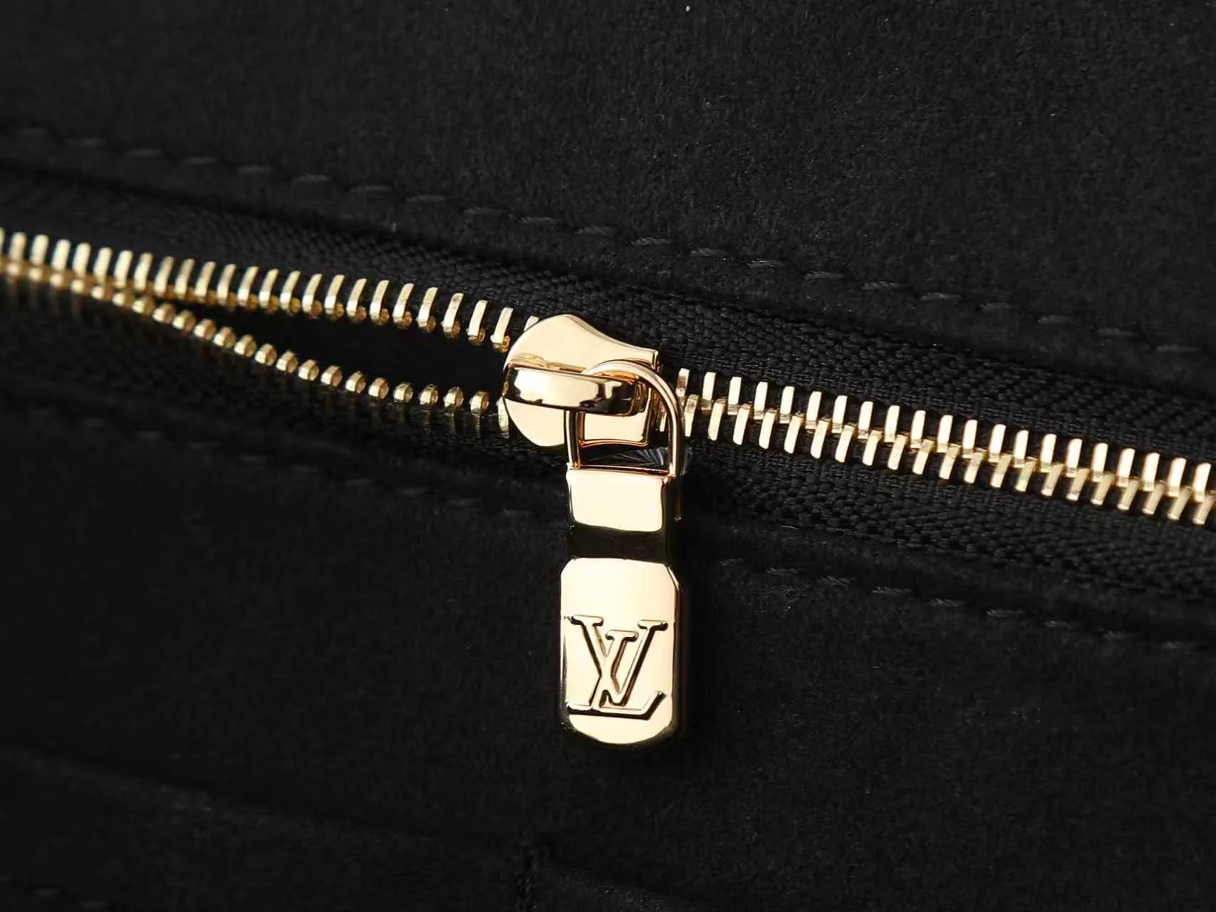 Классические Сумки Женские Louis Vuitton 133497