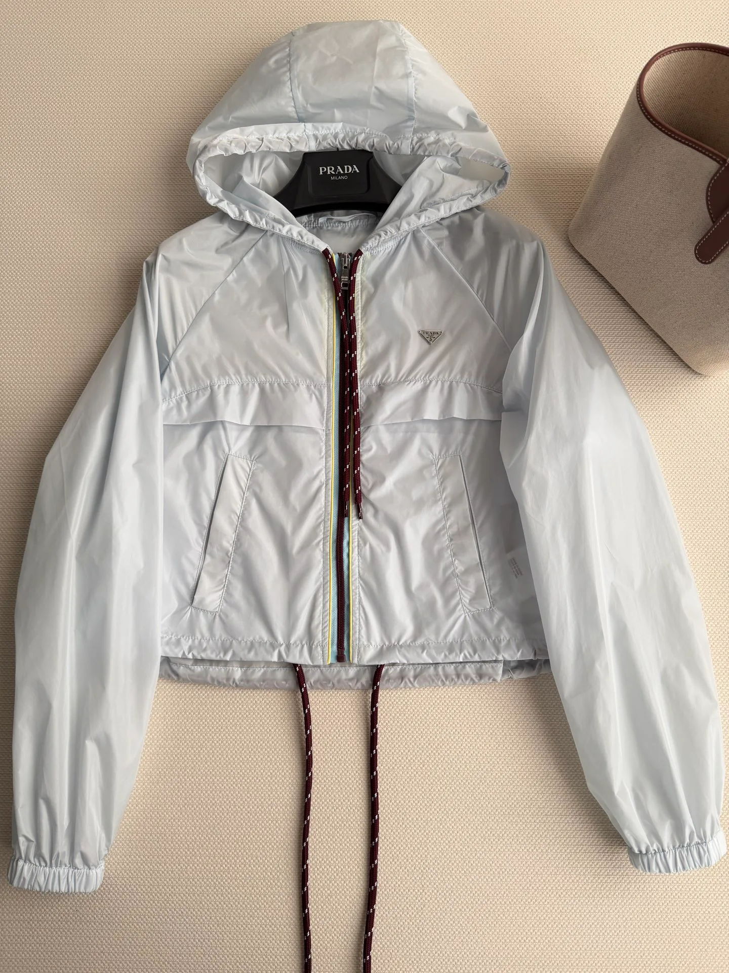 Куртки И Пуховики Женские Prada 13471138