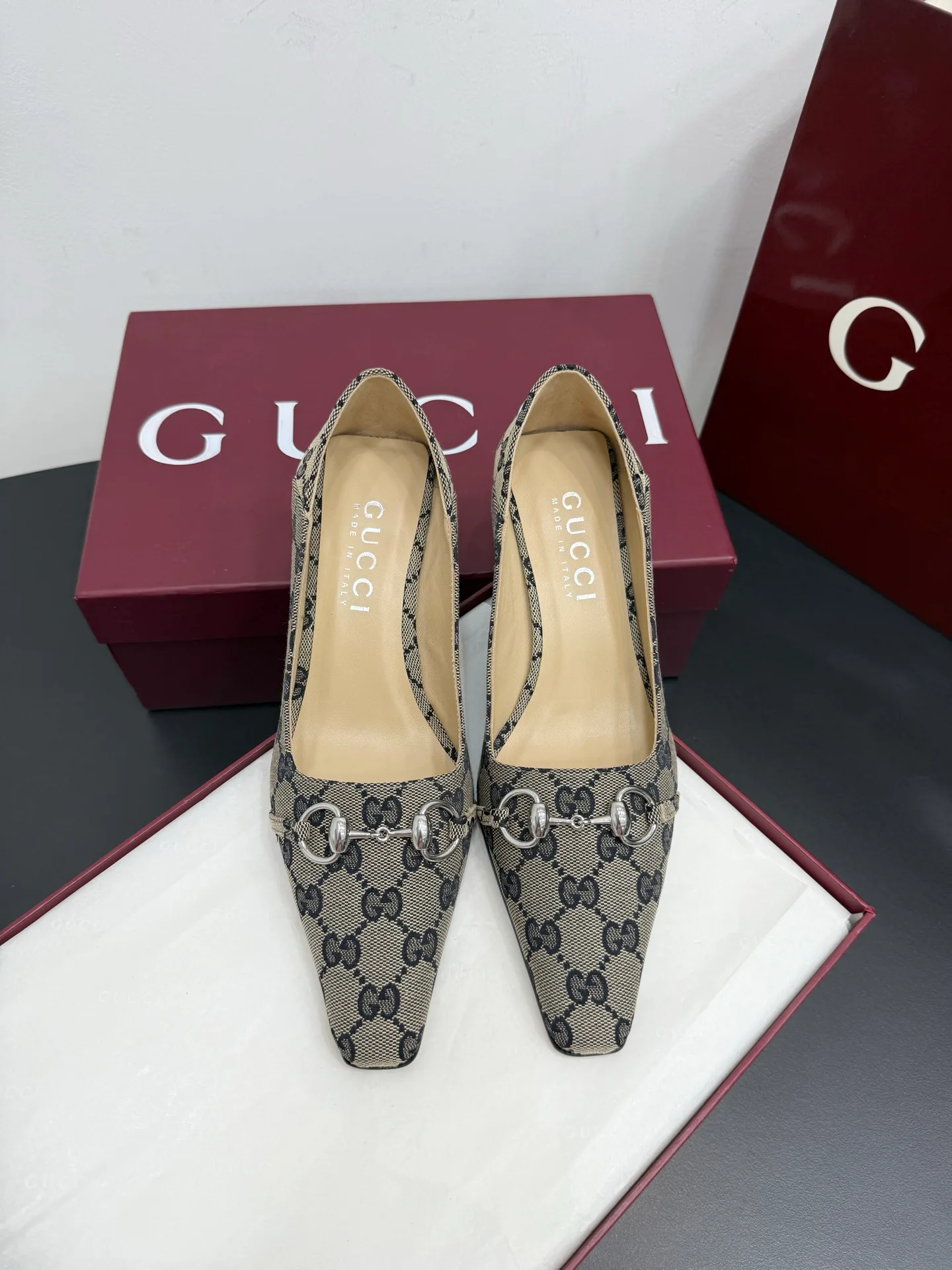 Туфли Женские Gucci 882800