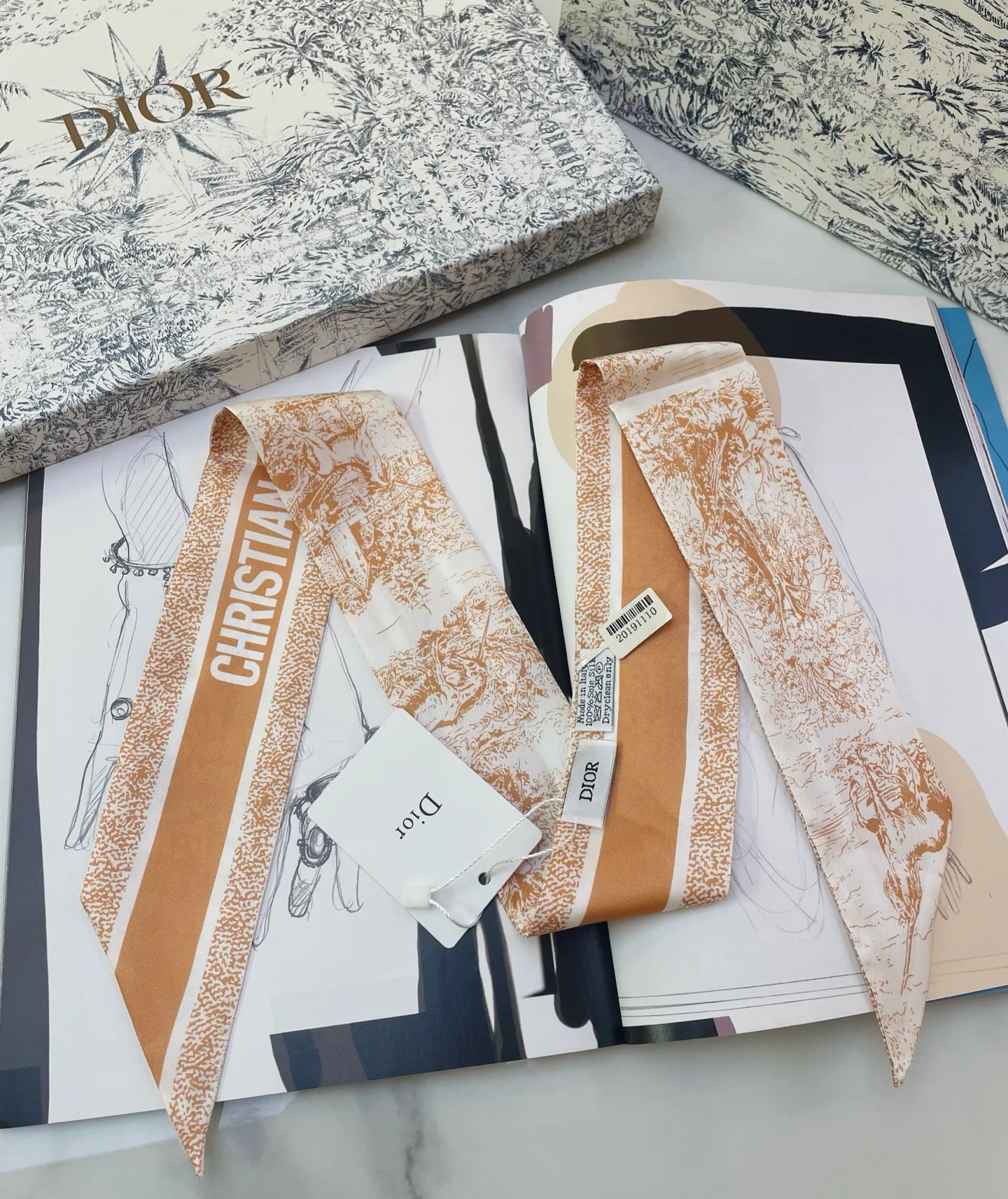 Платки Christian Dior 13407089