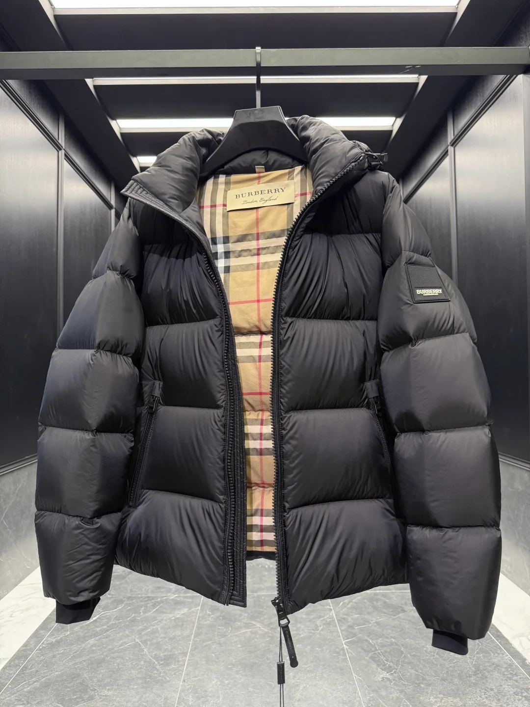 Куртки И Пуховики Женские Burberry 18971782