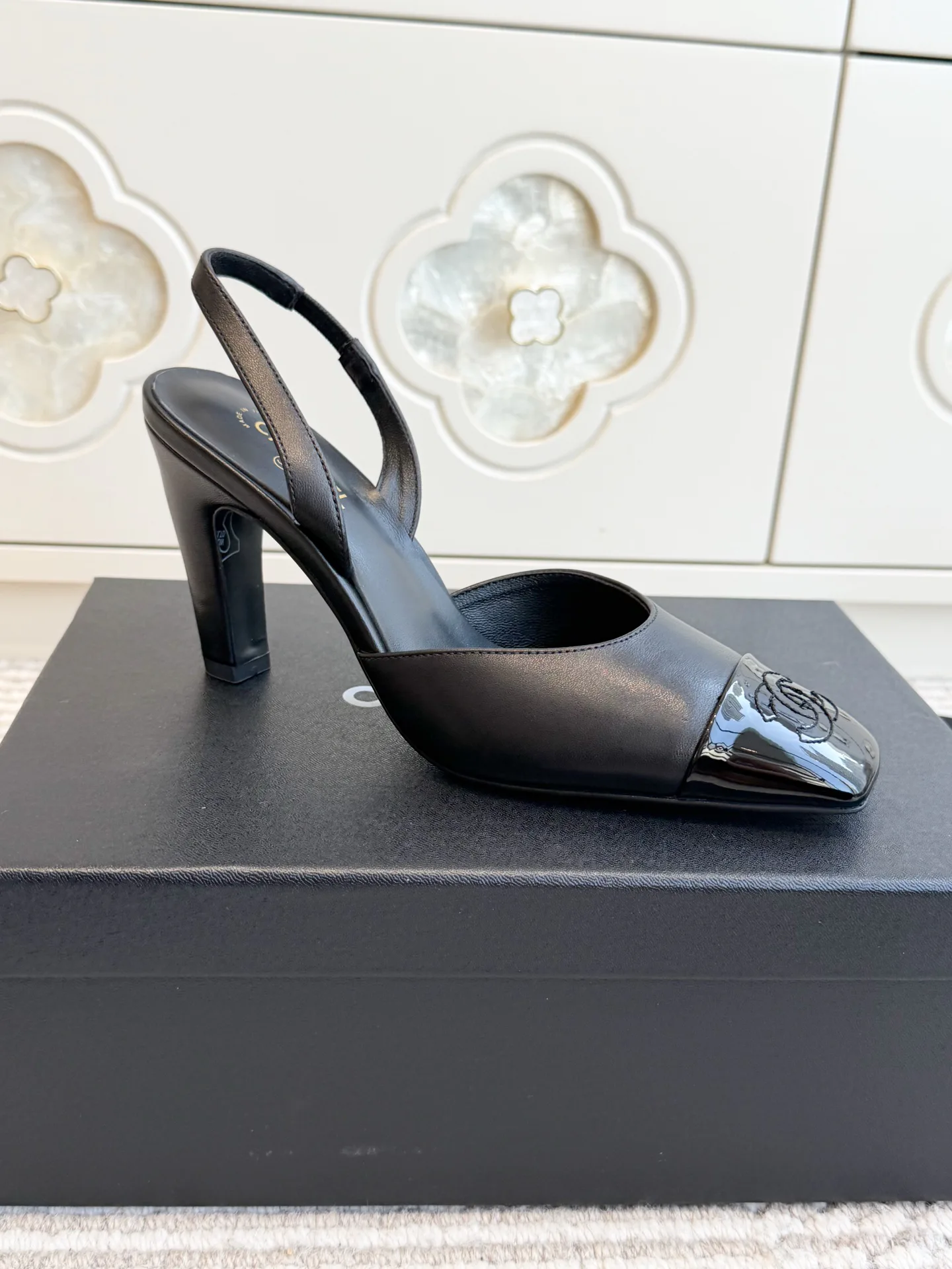 Туфли Женские Chanel 17936543