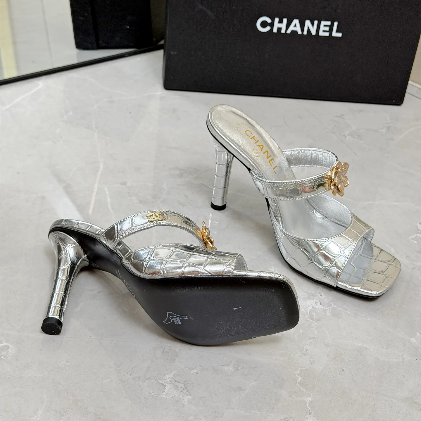 Босоножки Женские Chanel 17335035