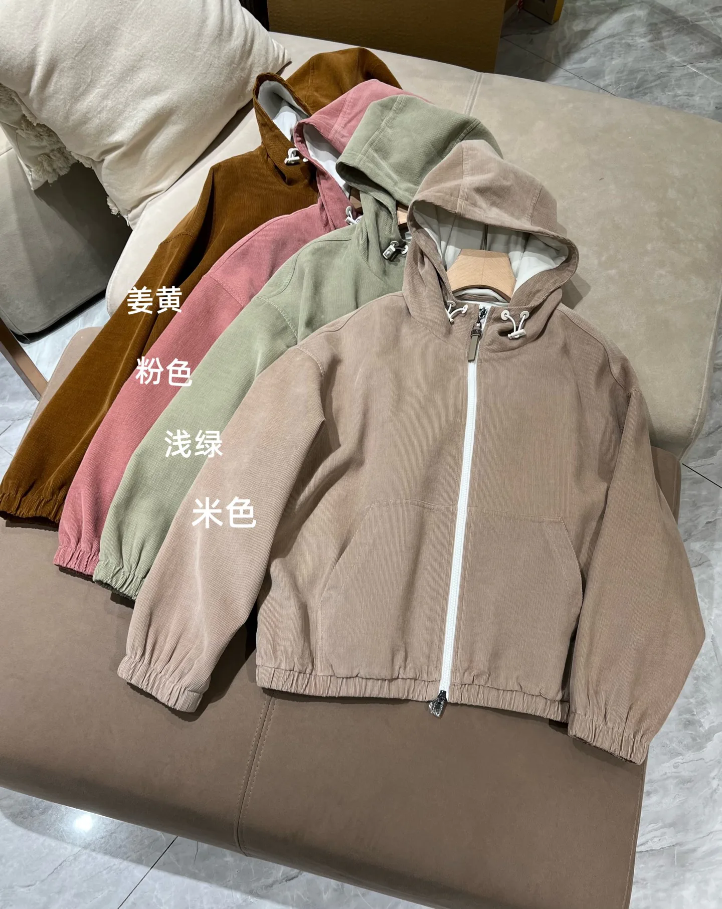 Куртки И Пуховики Женские Brunello Cucinelli 10809677