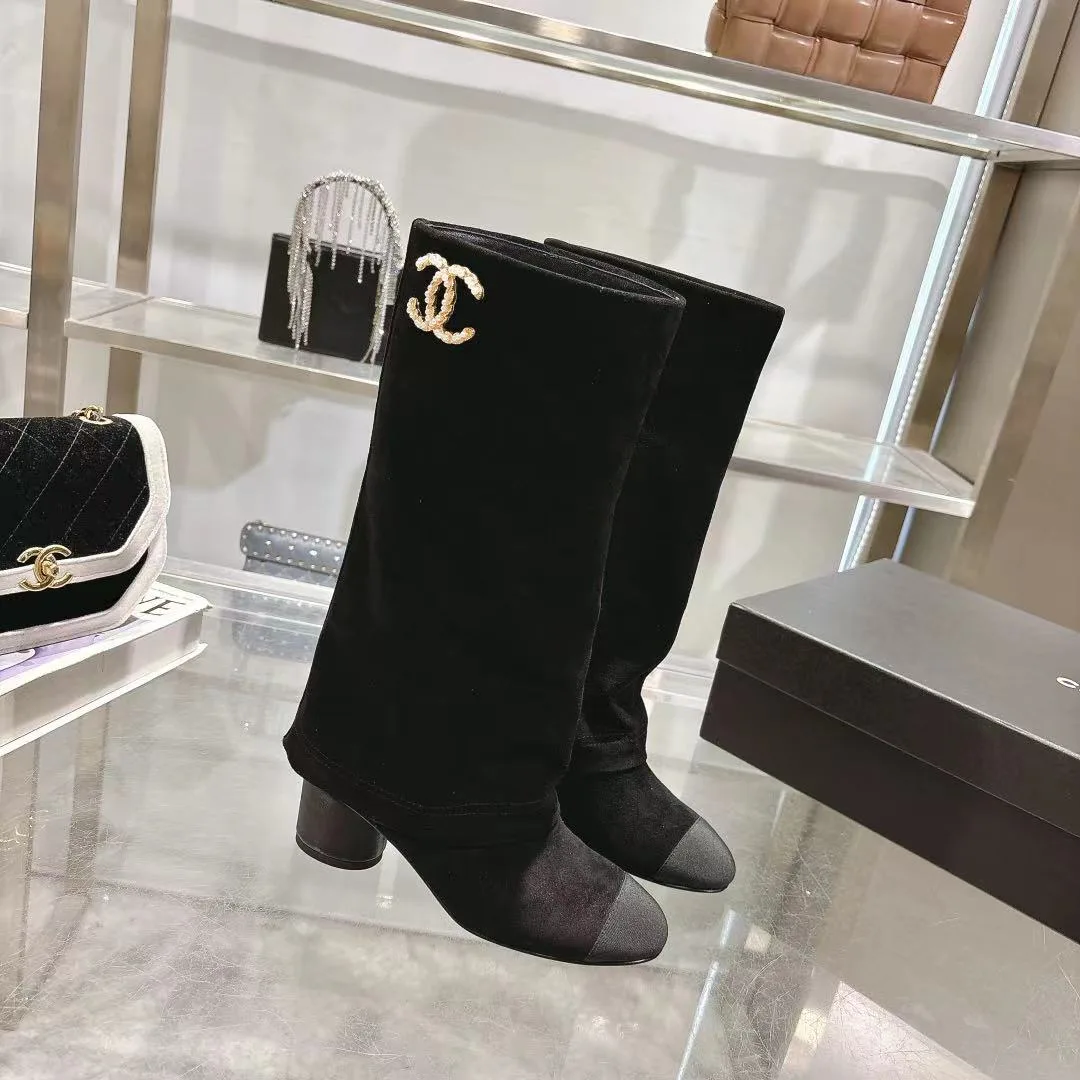 Сапоги Женские Chanel 18034421