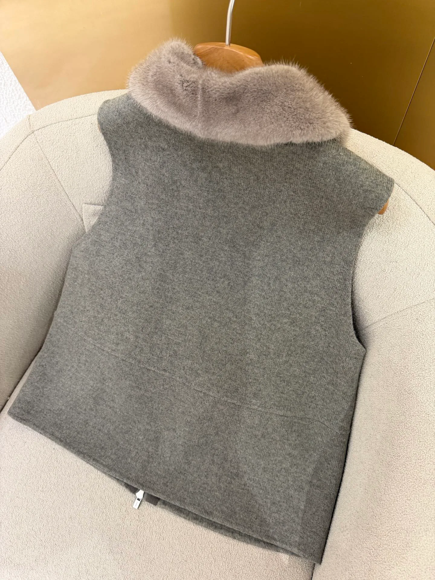 Жилеты Женские Loro Piana 18513129