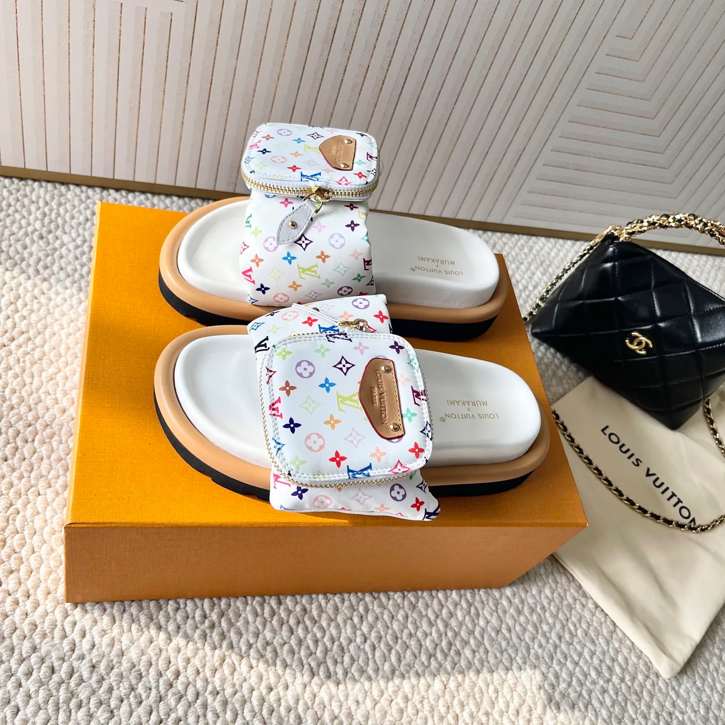 Шлепанцы Женские Louis Vuitton 32859