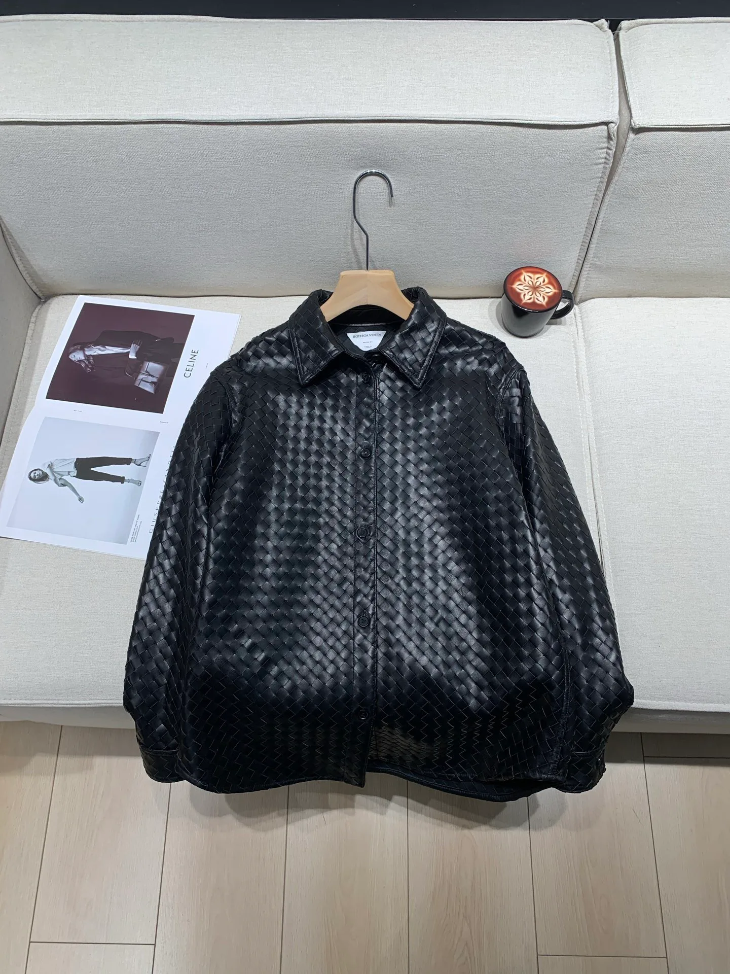 Кожаные Куртки И Дублёнки Женские Bottega Veneta 5063997
