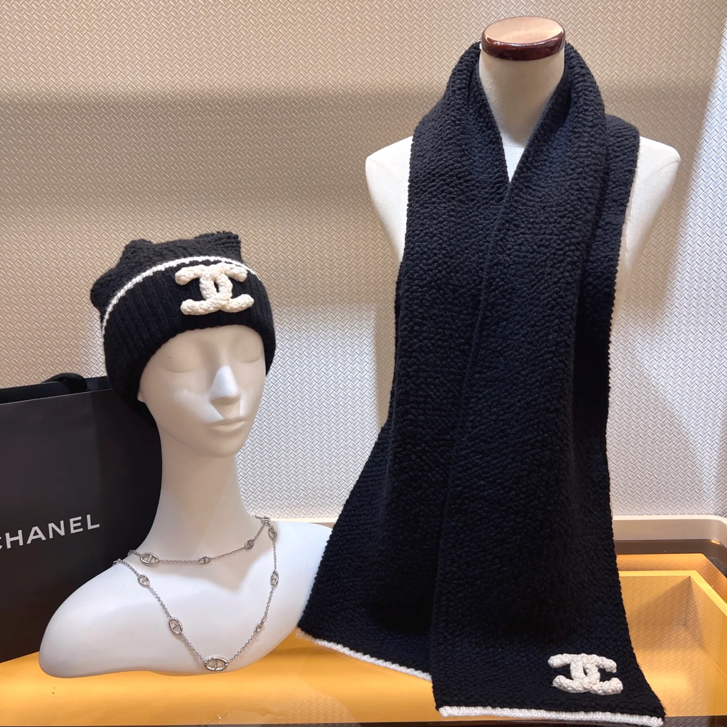 Шарфы Chanel 4926434