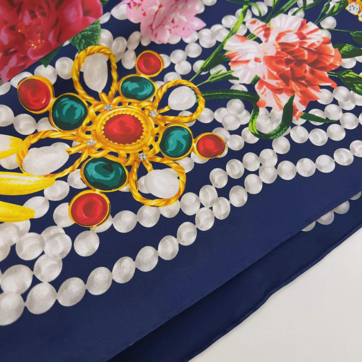 Платки Chanel 11561036