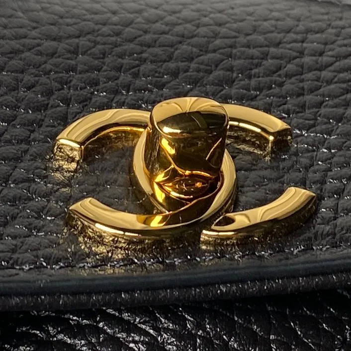 Классические Сумки Женские Chanel 17615420