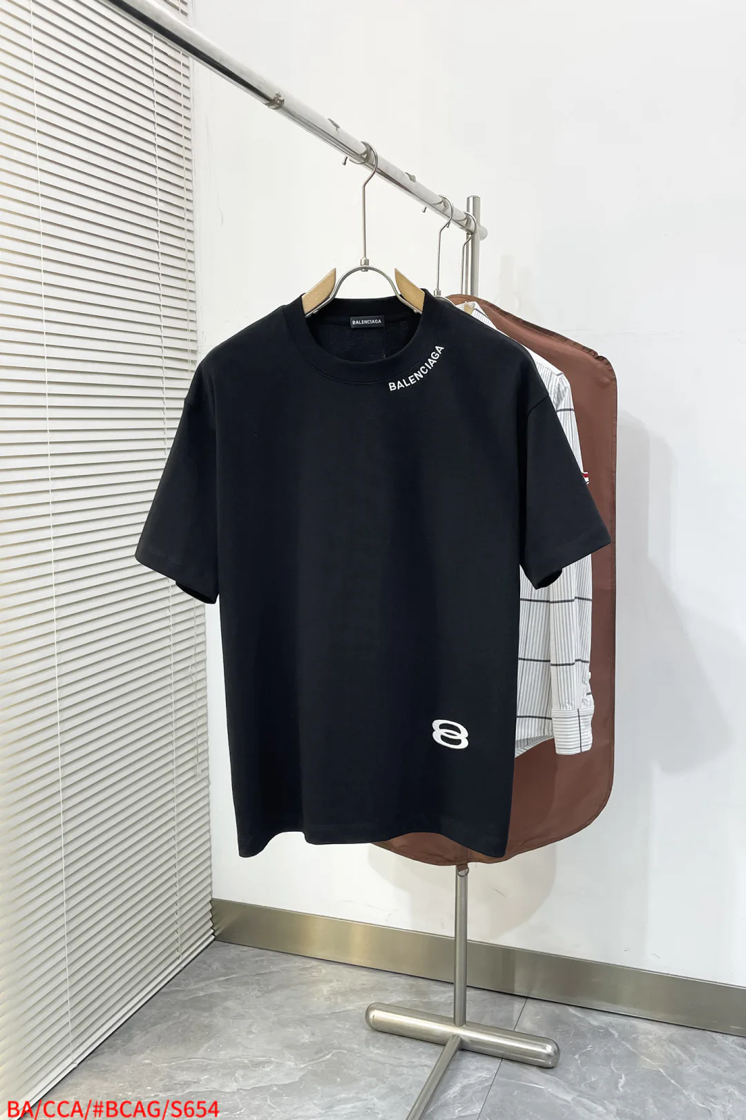 Футболки Женские Balenciaga 6082550