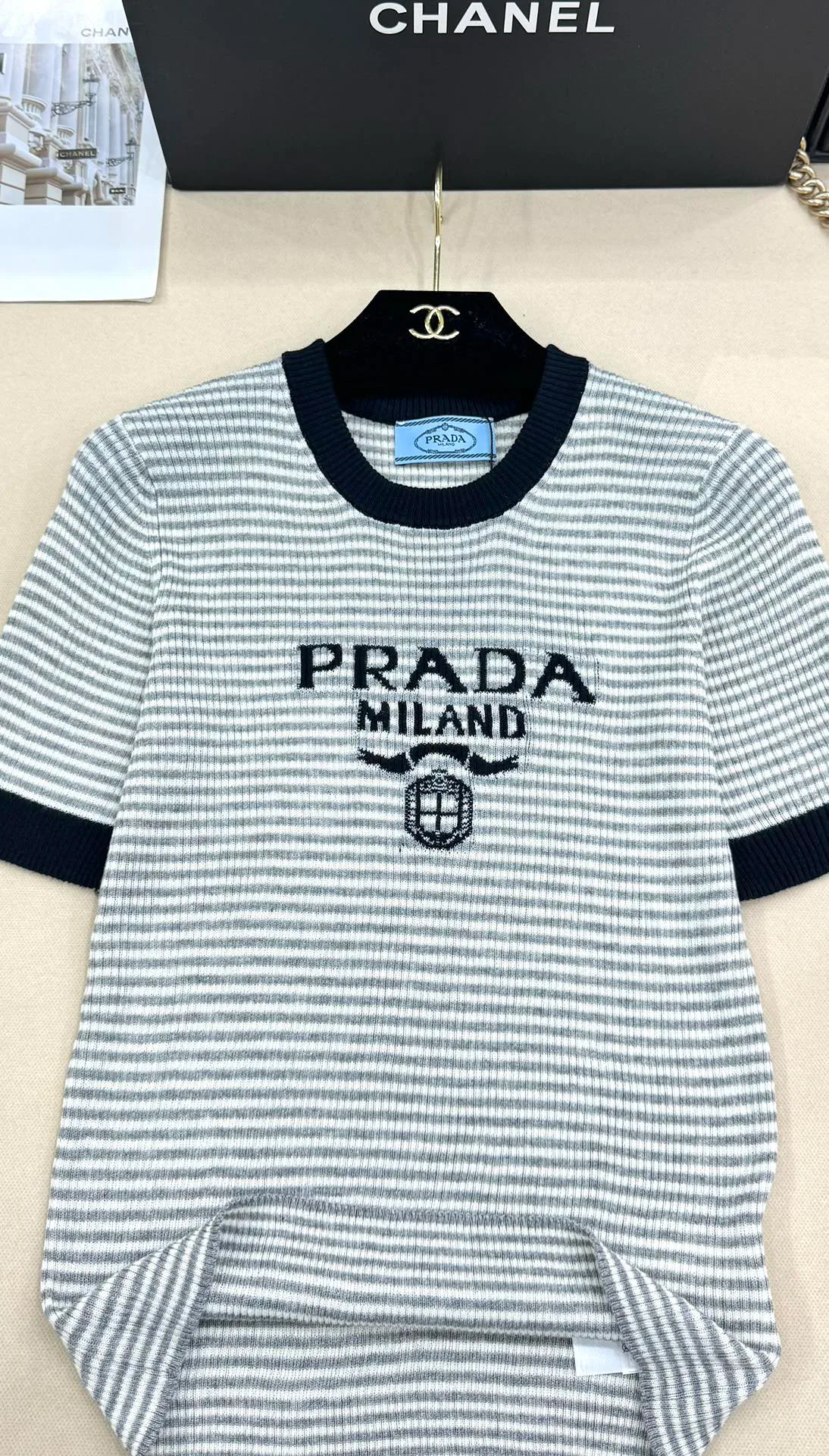 Футболки Женские Prada 11670384