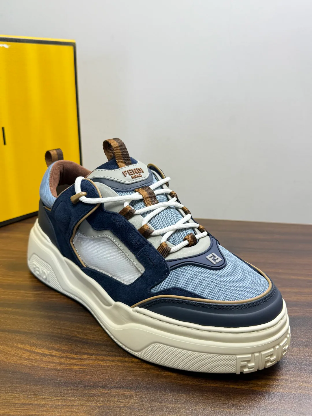 Кроссовки Мужские Fendi 20163784