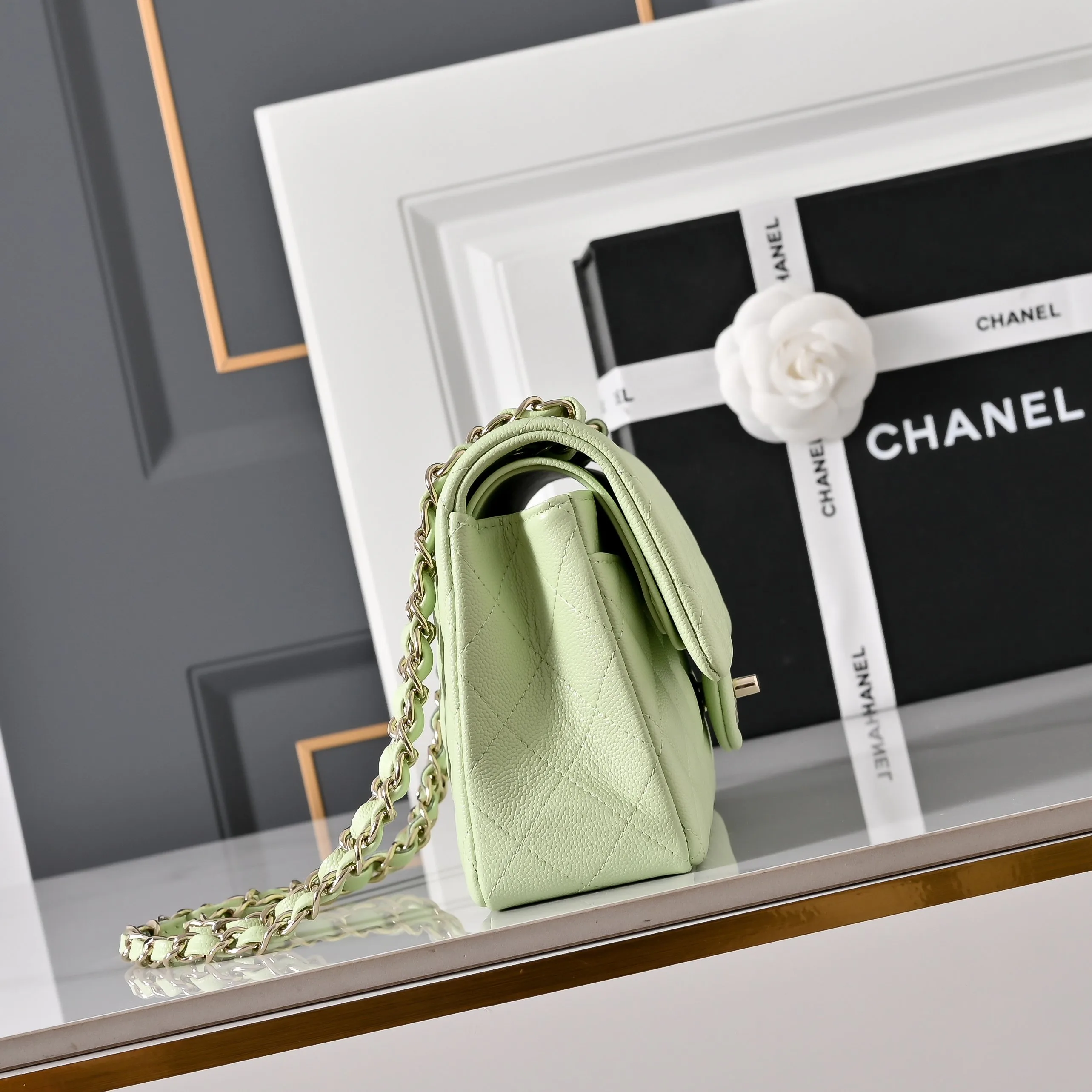 Классические Сумки Женские Chanel 18147977