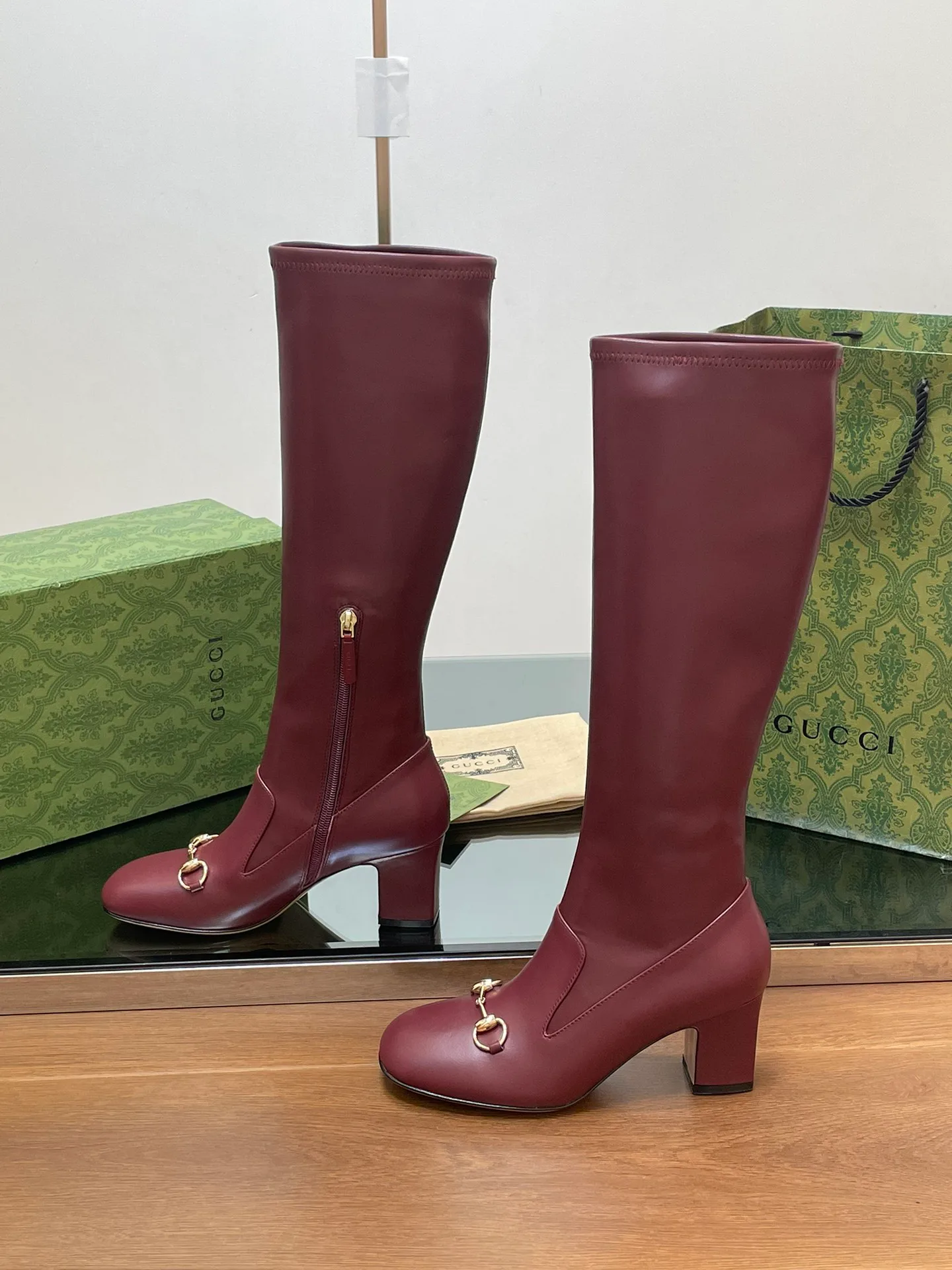 Сапоги Женские Gucci 18083282